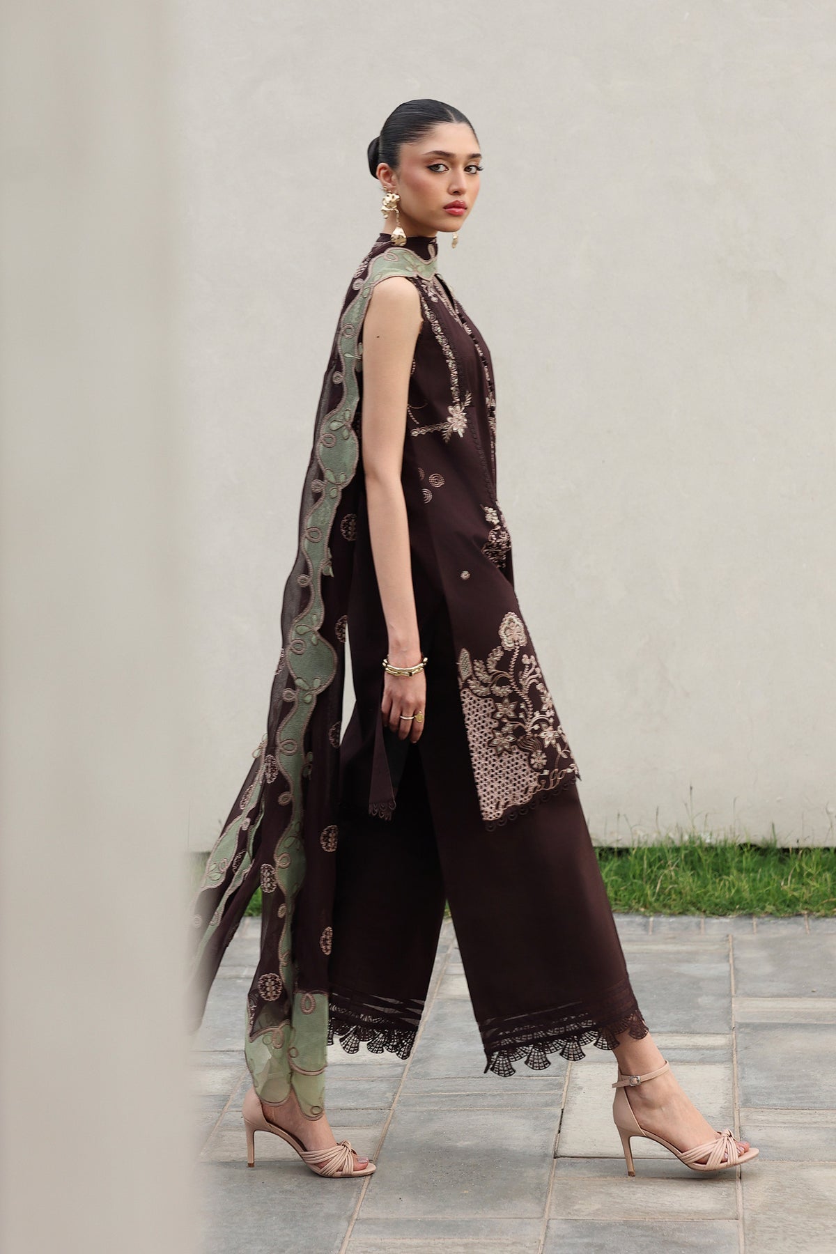 QKL-15 YASRA | Festive Lawn '26 | Qalamkar