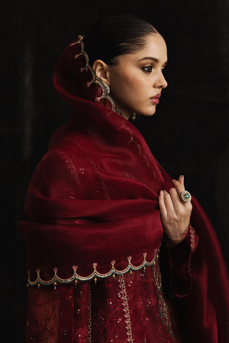 BAILA | STUDIO PORTRAITS | Zara Shahjahan