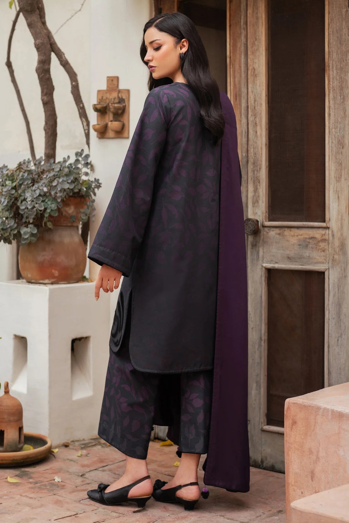 JZ-UW-D0118-0 | EMBROIDERED PREMIUM VISCOSE | Jazmin