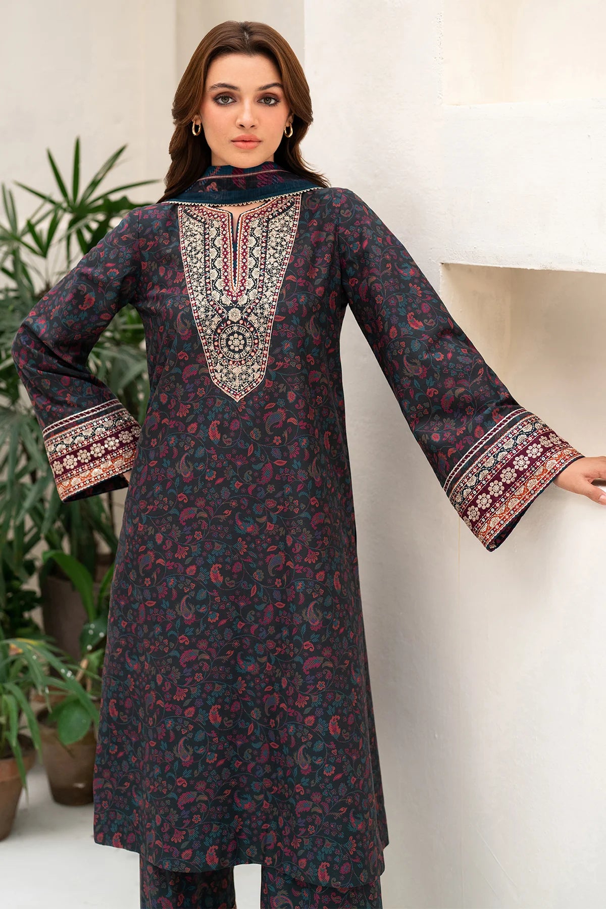 JZ-UW-D0098-0 | EMBROIDERED PREMIUM VISCOSE | Jazmin