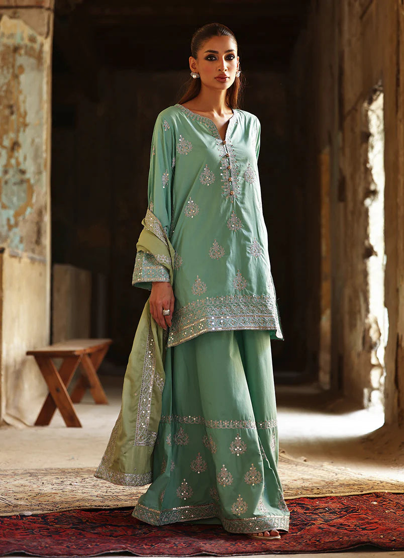 Amber Gharara Set | Mehfilen '25 | IMAGE