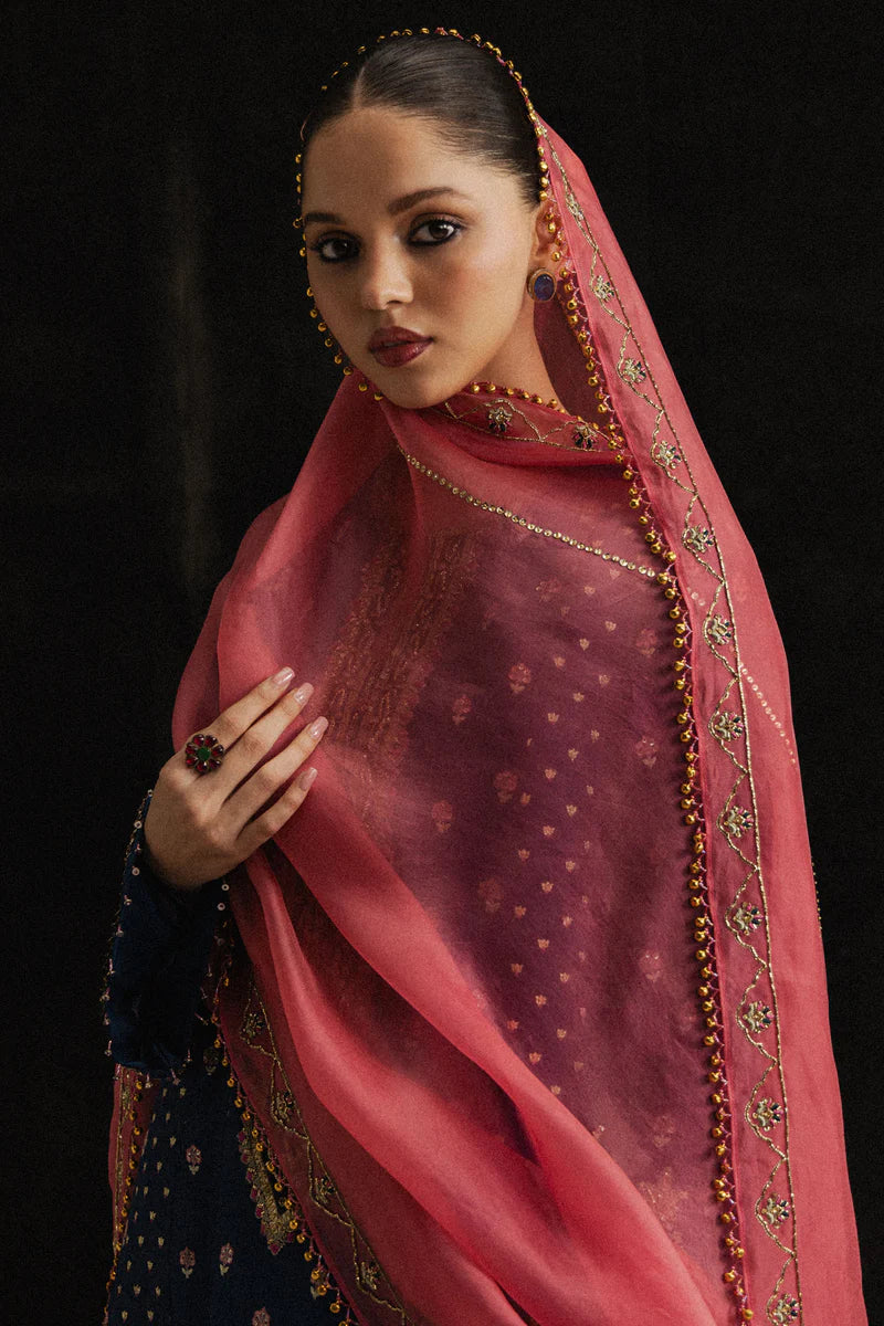 PARIZAAD | STUDIO PORTRAITS | Zara Shahjahan