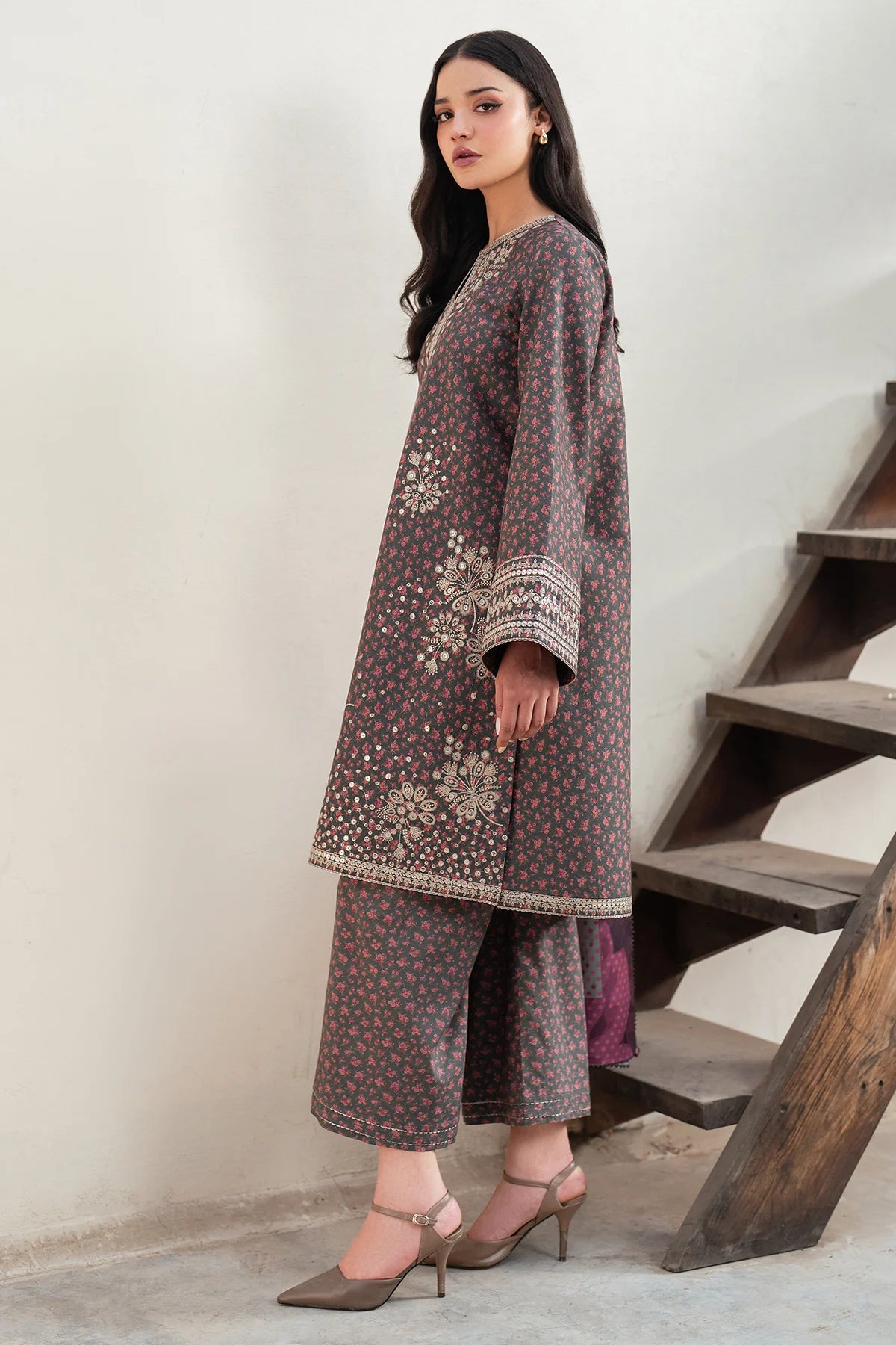 JZ-UW-D0112-0 | EMBROIDERED PREMIUM VISCOSE | Jazmin