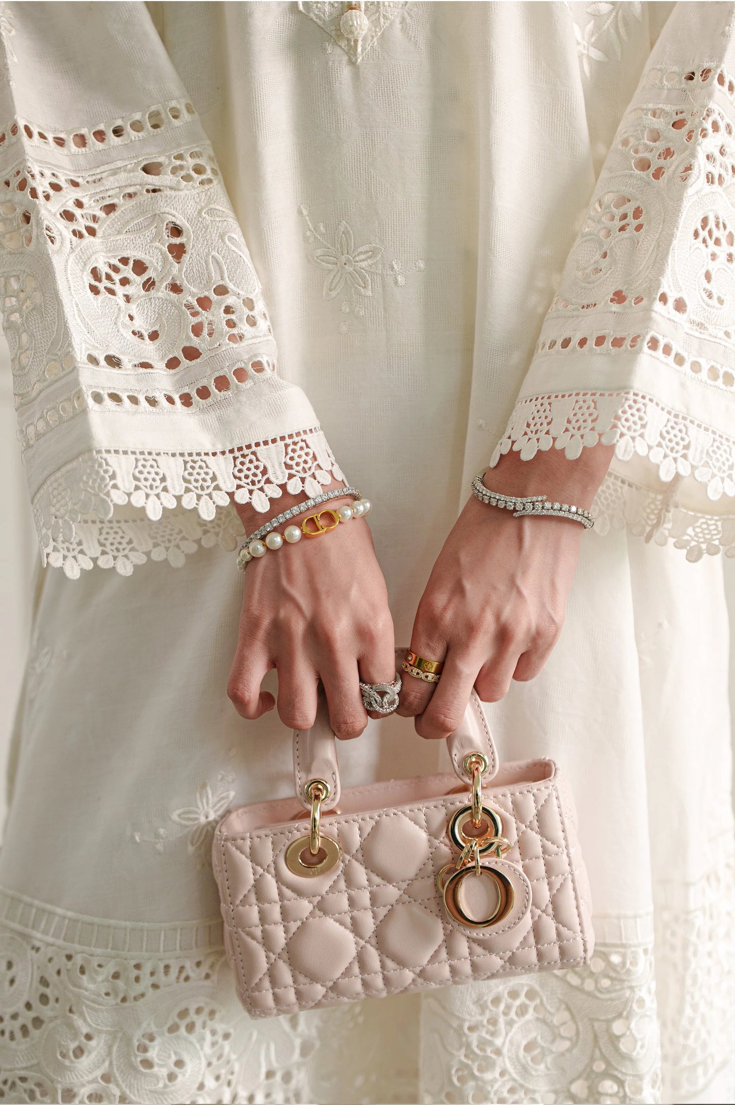 Sunday white | Errand Era | La Pret