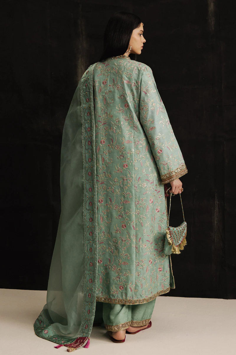 ANAYA | STUDIO PORTRAITS | Zara Shahjahan