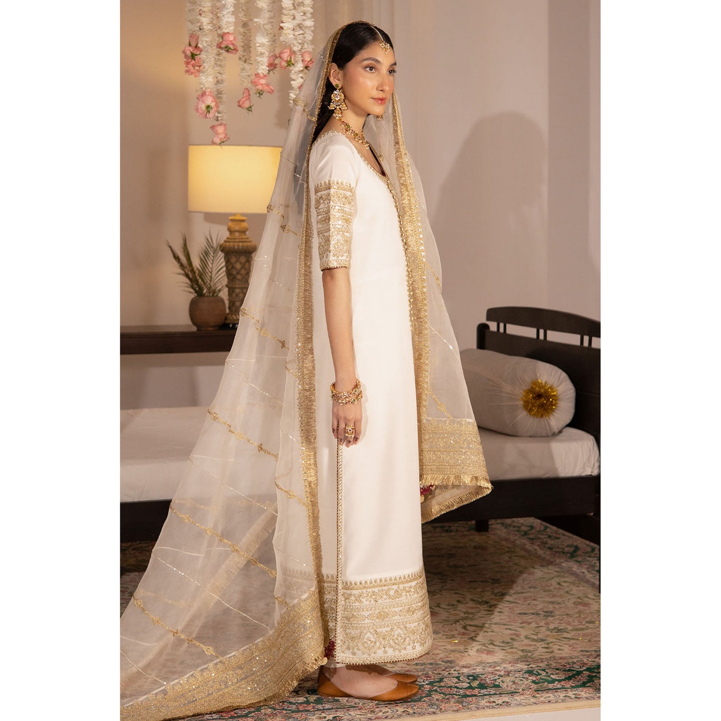 WHITE OUTFIT | DYOT | FESTIVE' 25