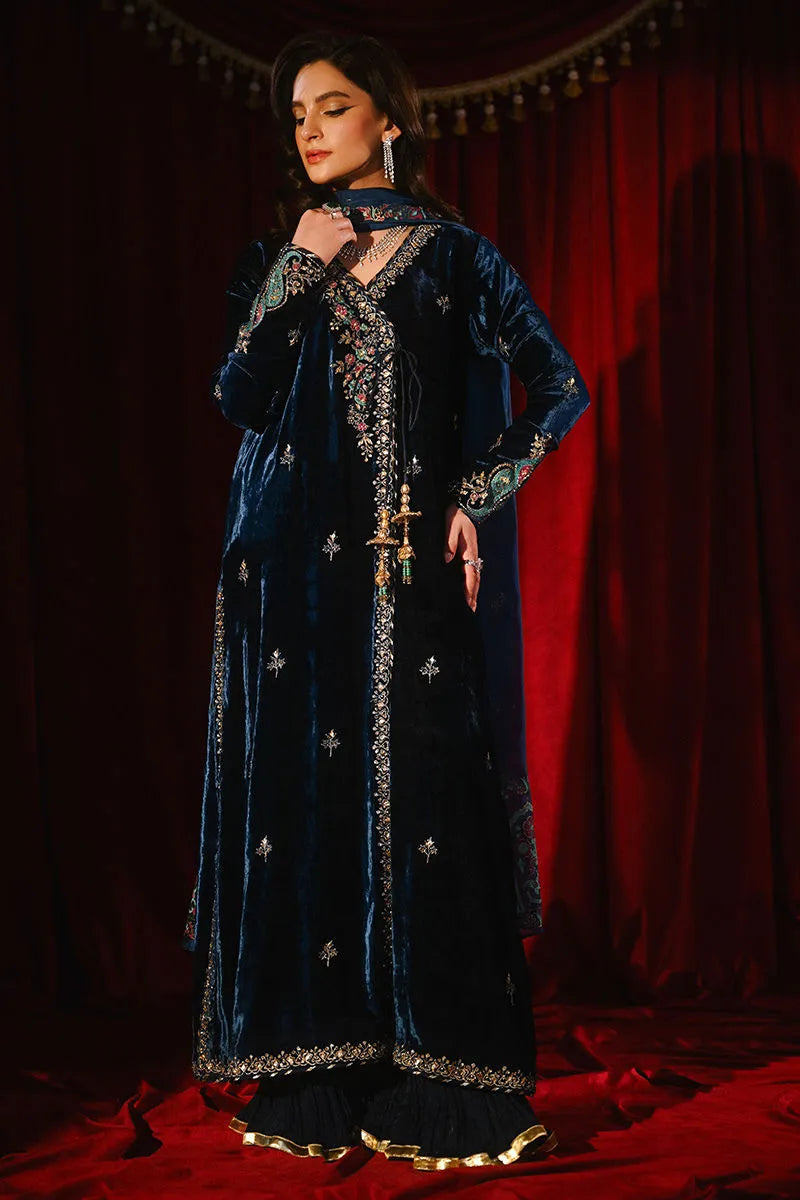 Farah | Luxury Velvets '25 | Ansab Jahangir