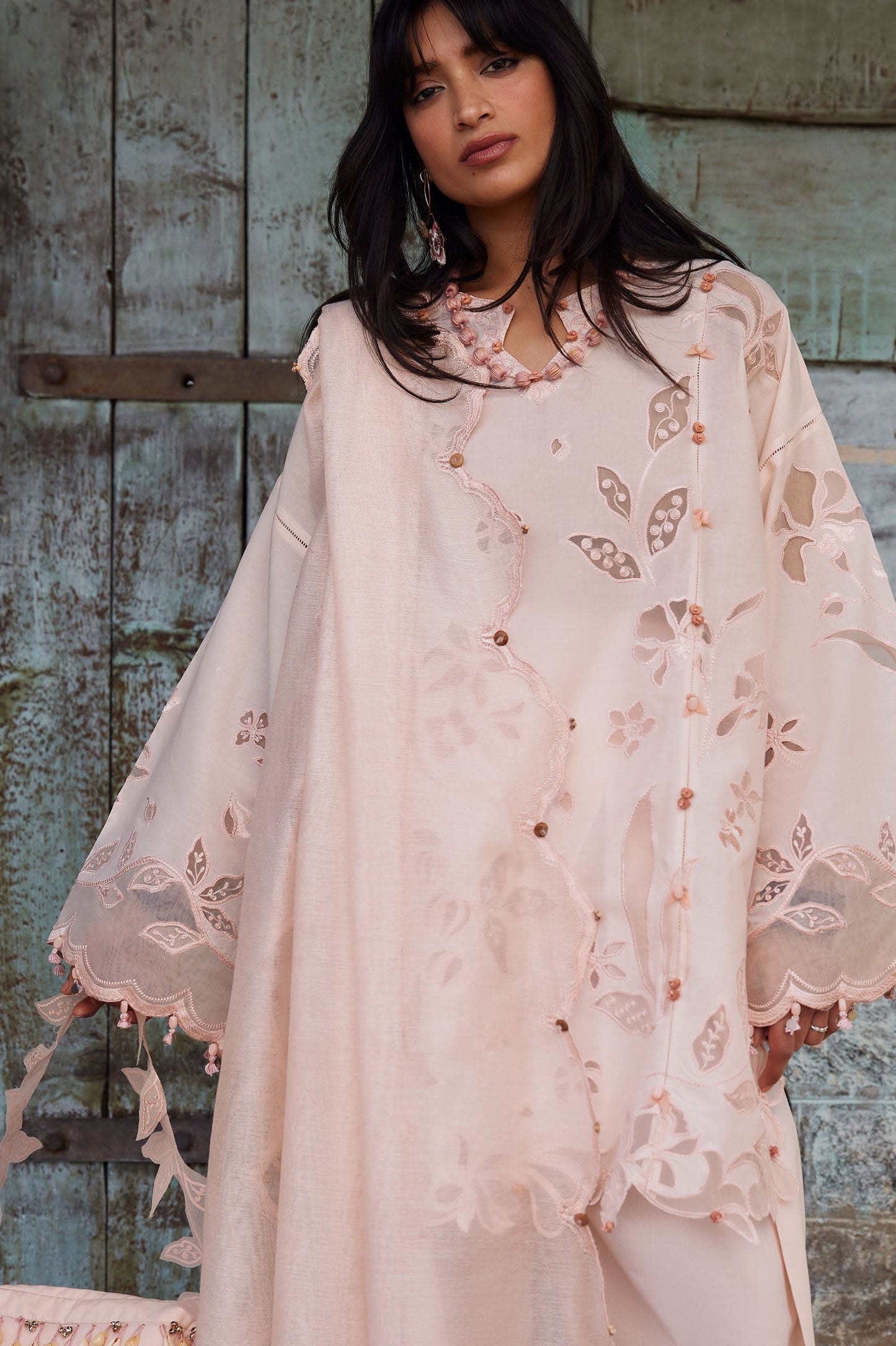 TÁO RÓU 桃柔 (ZL26-14 A) | Zaha Festive Lawn’26