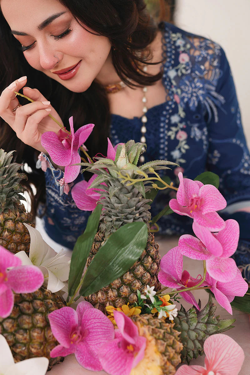 SA-16 ESMA| Qalamkar - Sahil Luxury Lawn’26