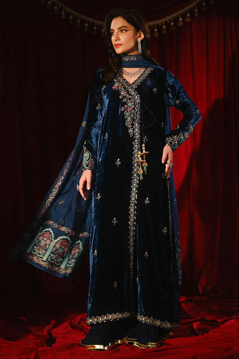 Farah | Luxury Velvets '25 | Ansab Jahangir