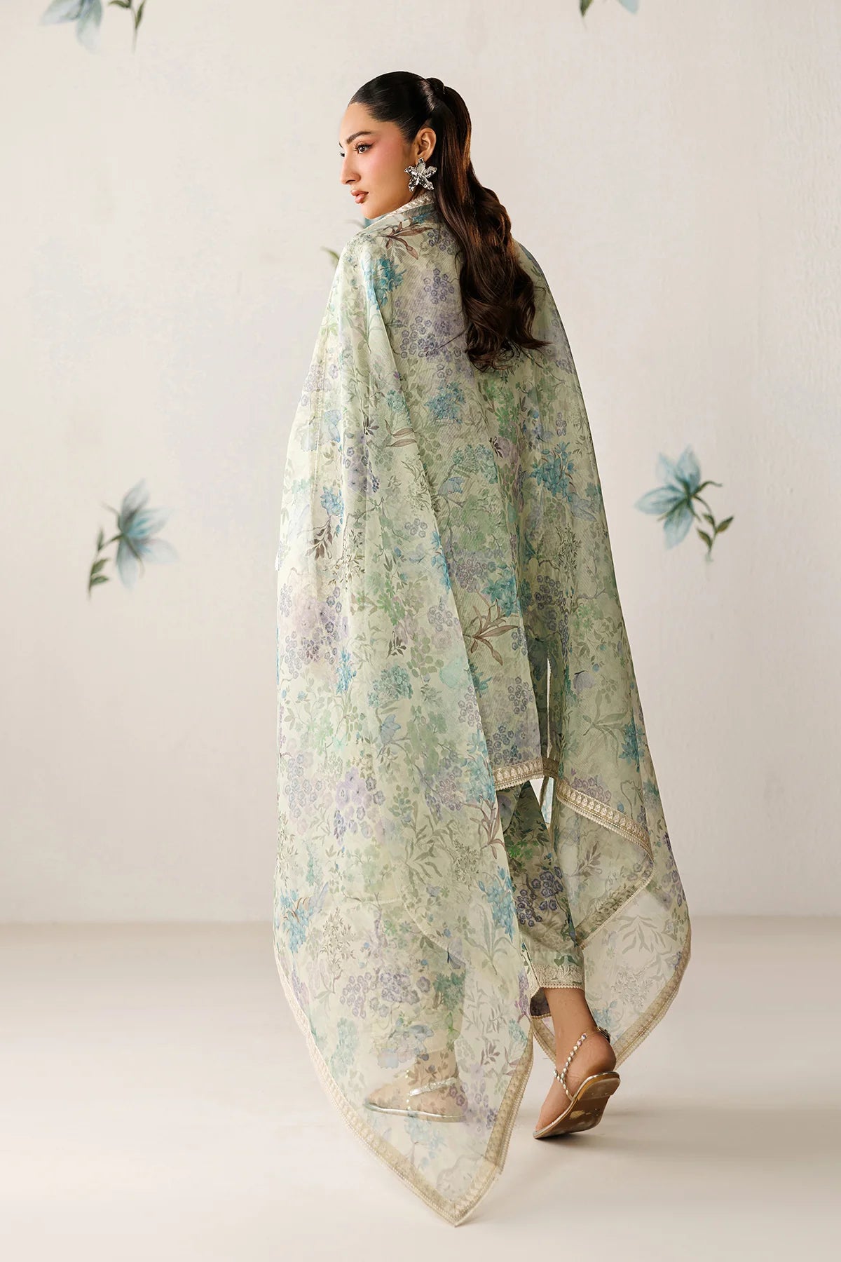 ESUF4417 | UNSTITCHED | Baroque