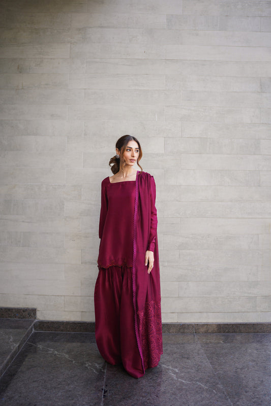 Burgundy Love | Saher & Benish