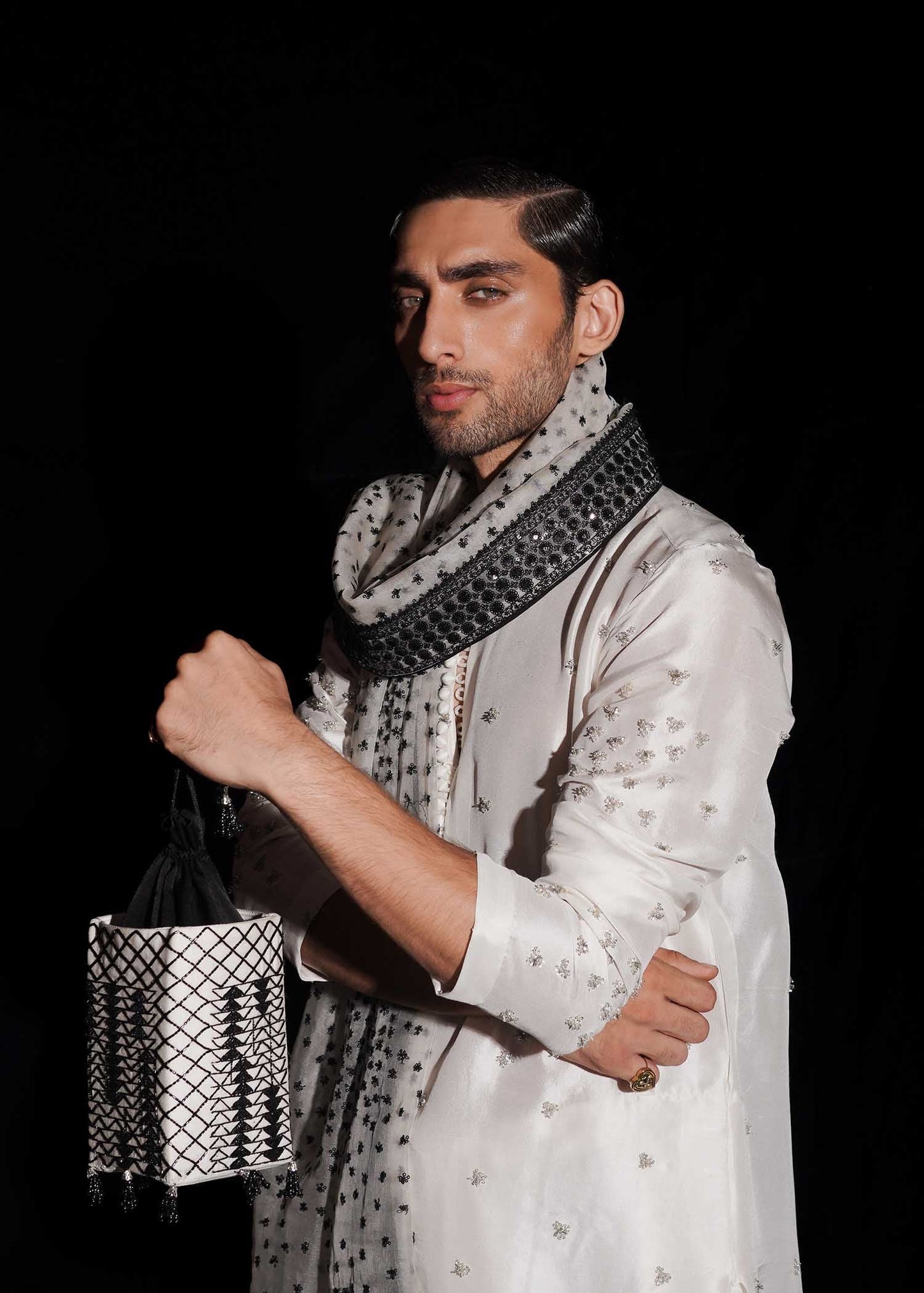 Casade | Hussain Rehar