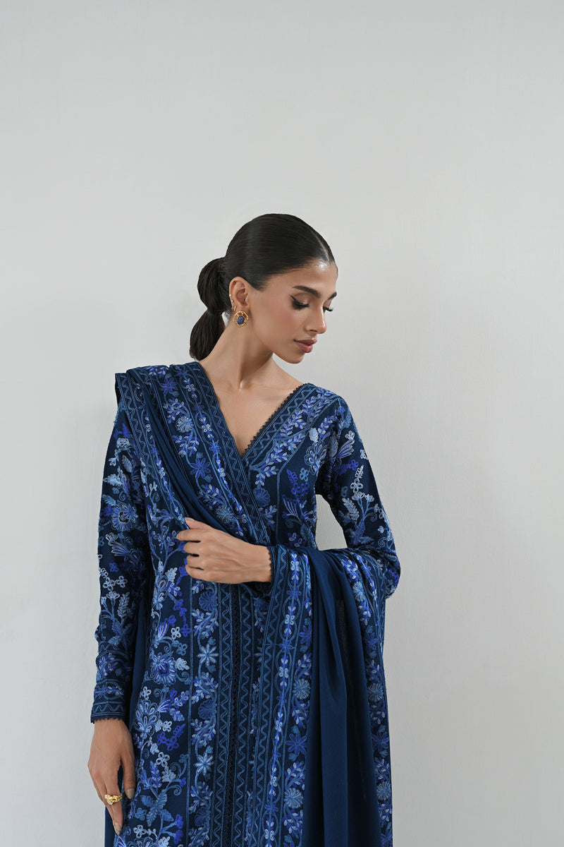 NAVY BLUE LUXURY AARI EMBROIDERED KARANDI SET (NEL-24624)| ZAIB