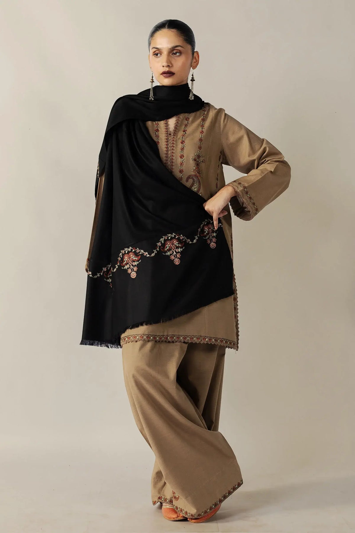 CLAYRA | Zara Shahjahan