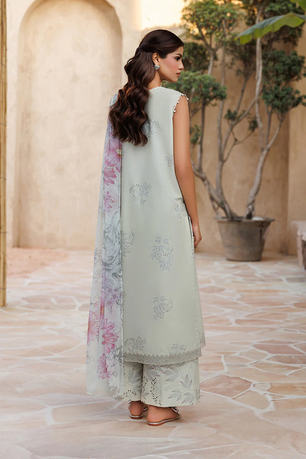 UE-676 Printed Lawn | Iznik