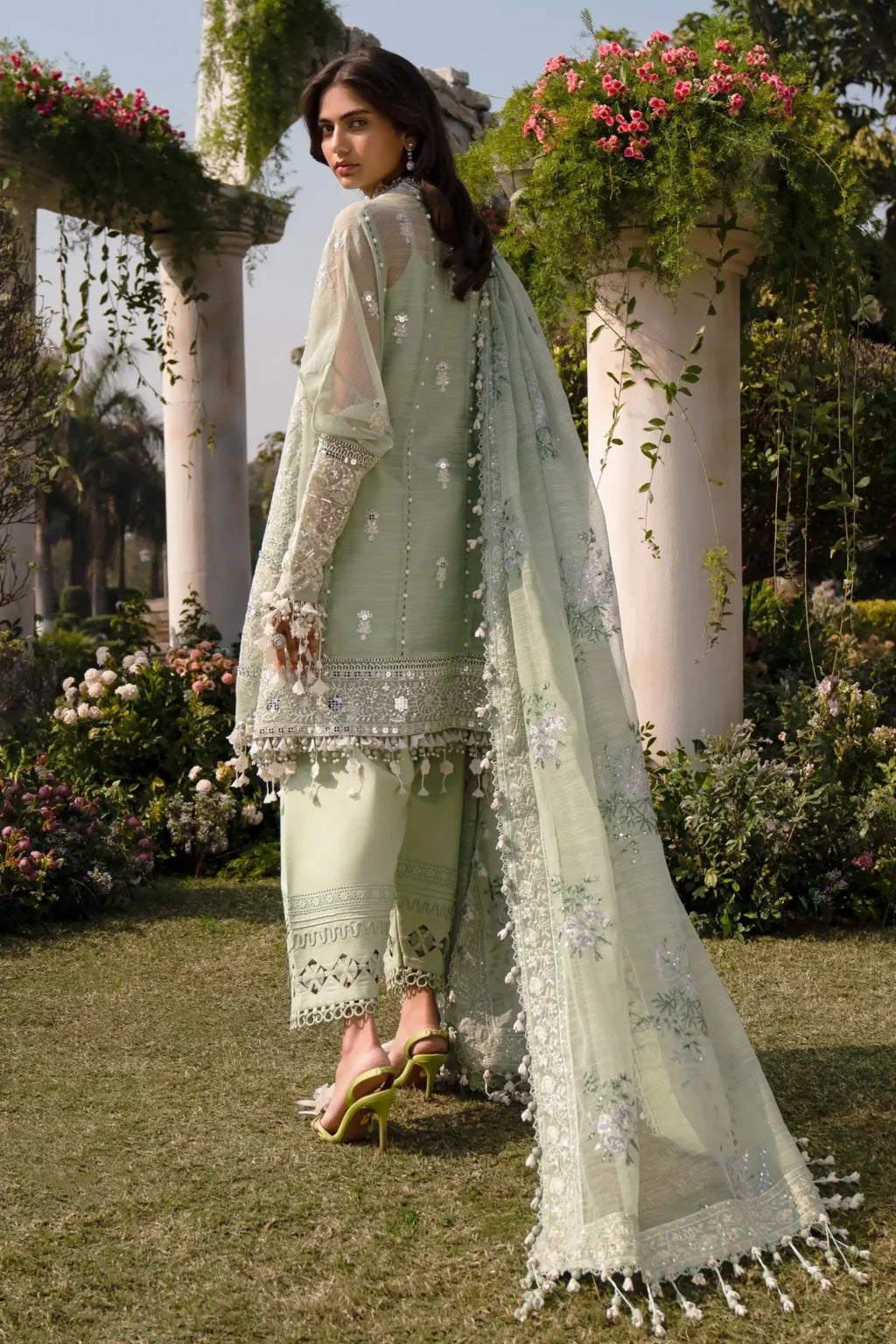 Sana Safinaz Luxury Lawn 2024 | 6B