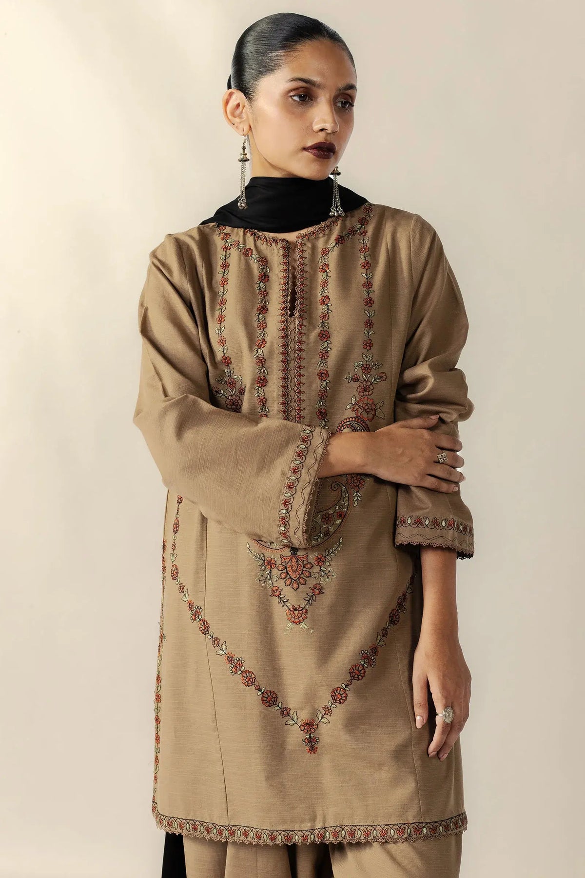 CLAYRA | Zara Shahjahan
