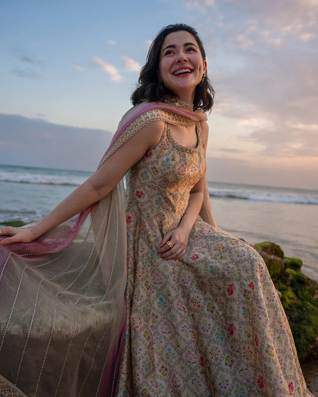 Naavah | Reina | Faiza Saqlain