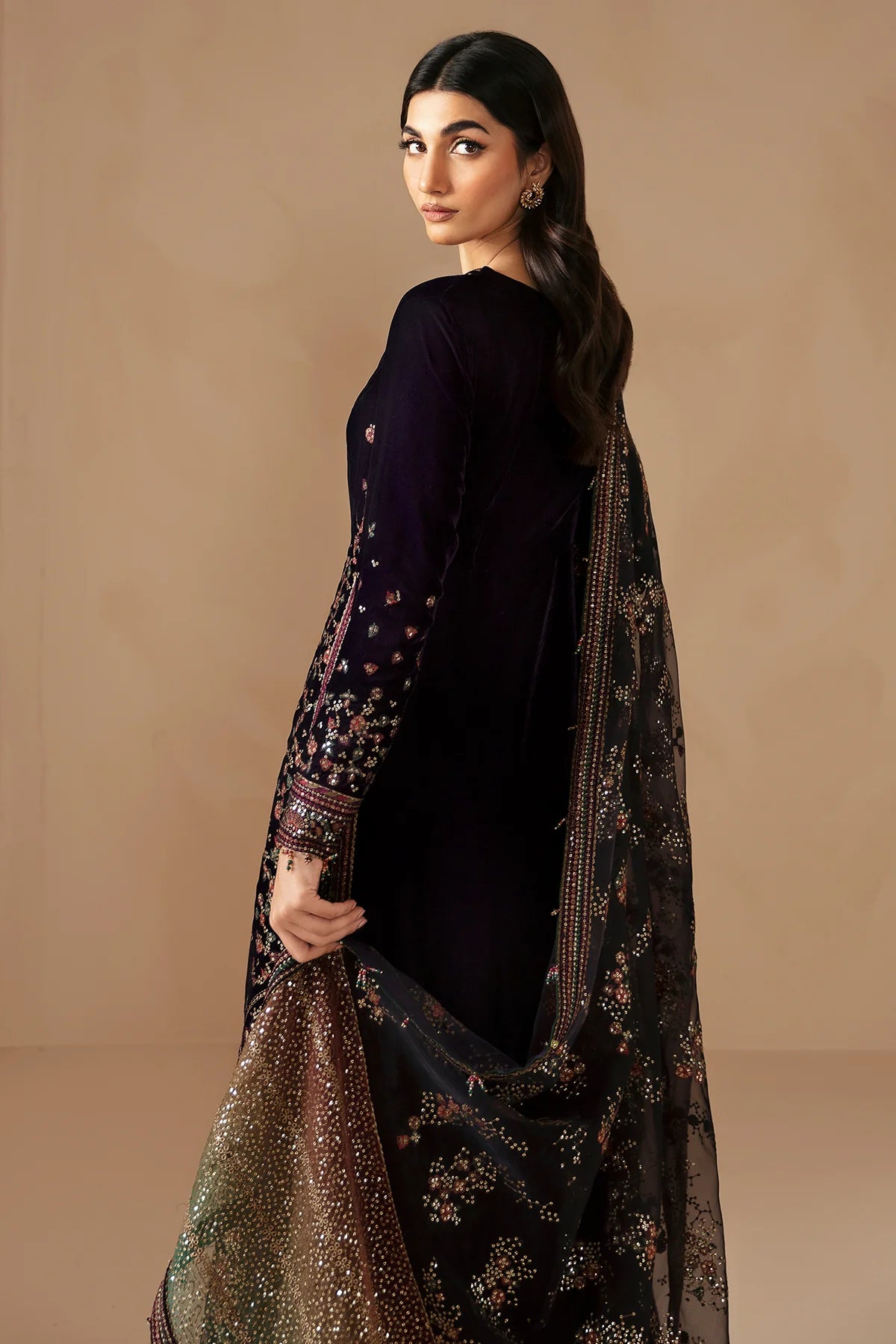 JZ-VF-D2027-1-XS | EMBROIDERED VELVET FORMAL | Jazmin