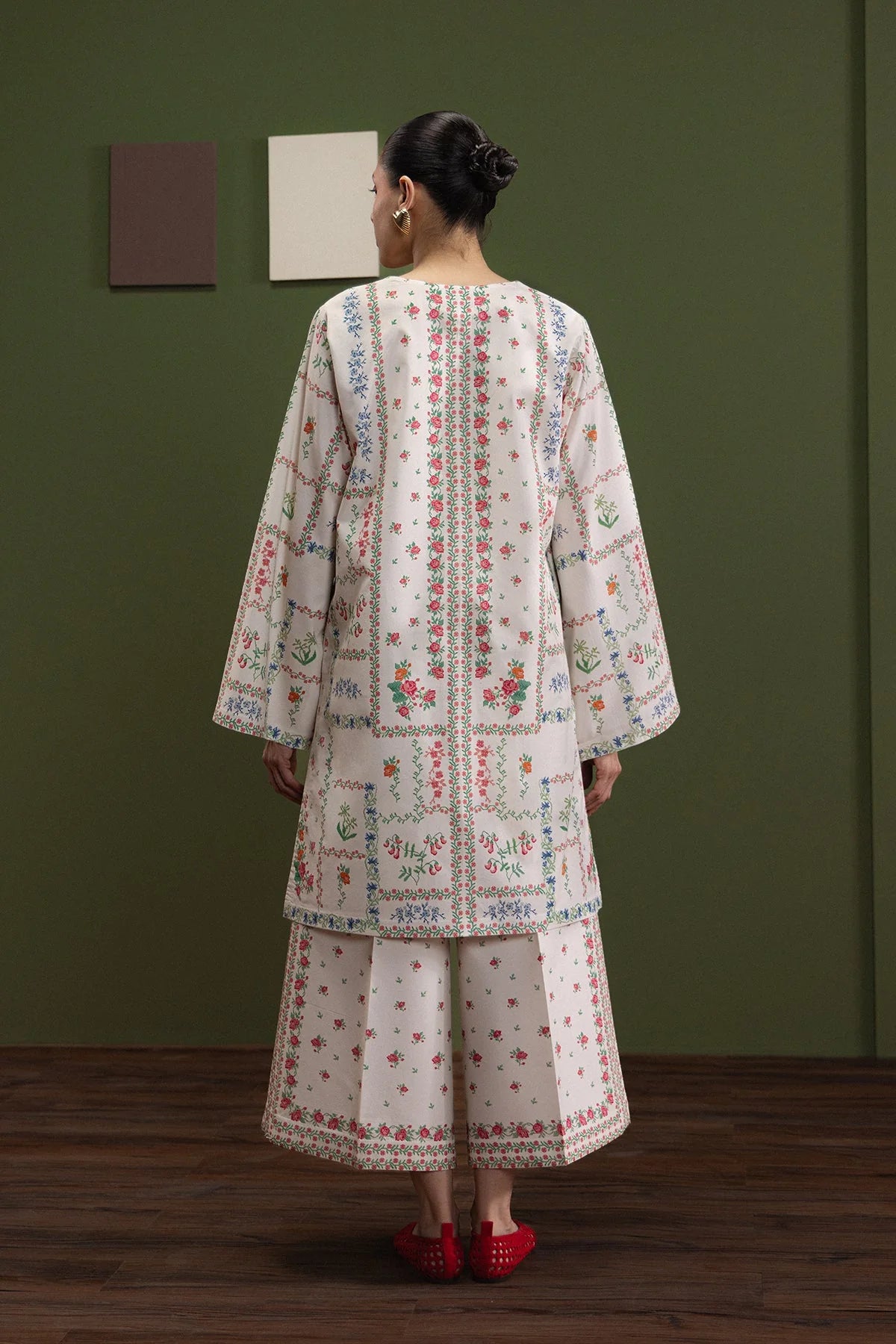 Rosy Picnic | Cords Pret '26 | AFROZEH
