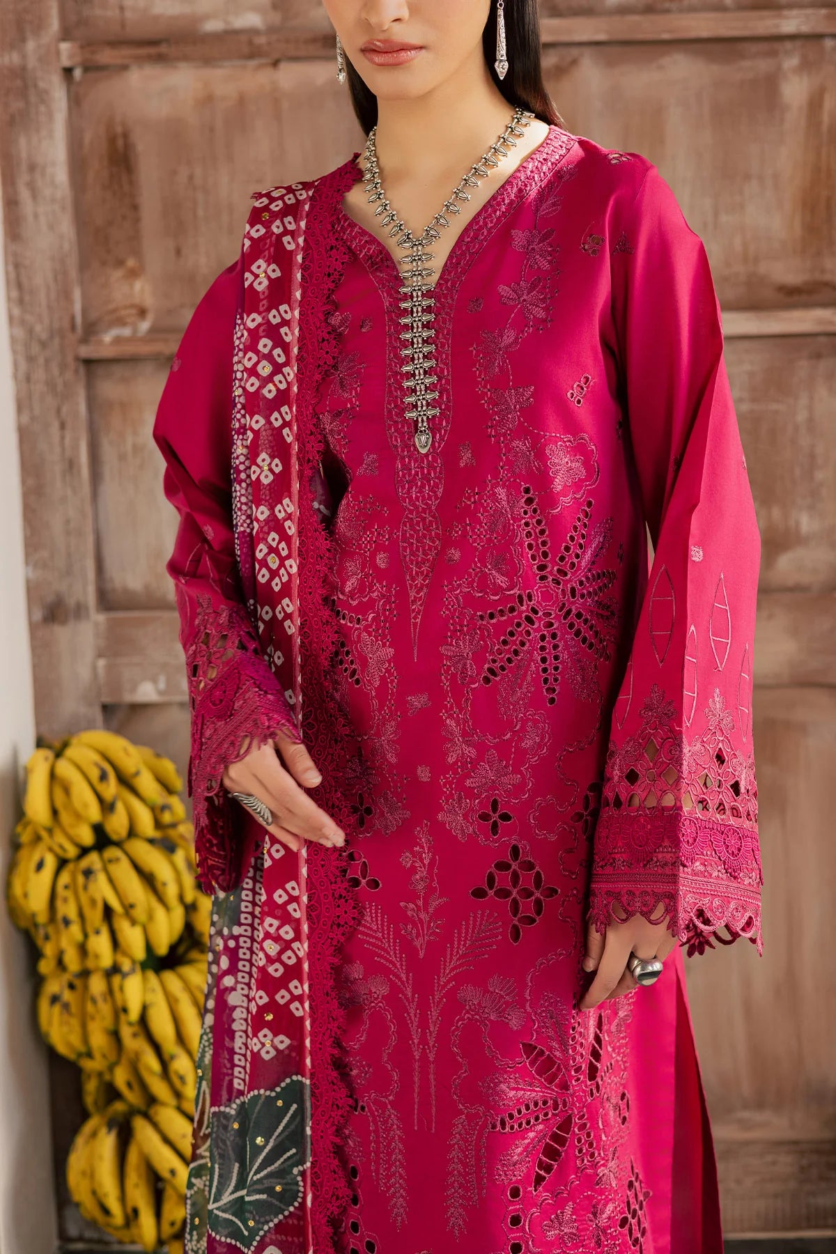 NE-255 | Summer collection '25 | Nureh