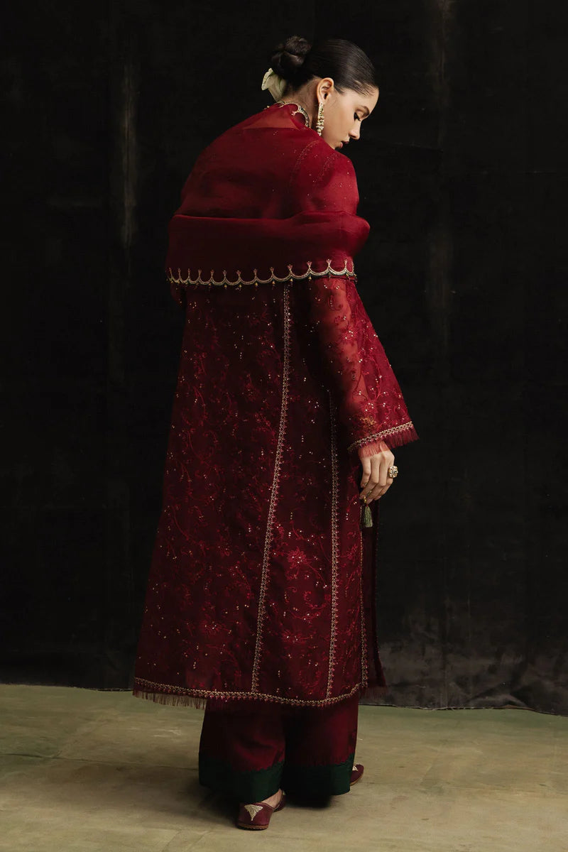 BAILA | STUDIO PORTRAITS | Zara Shahjahan