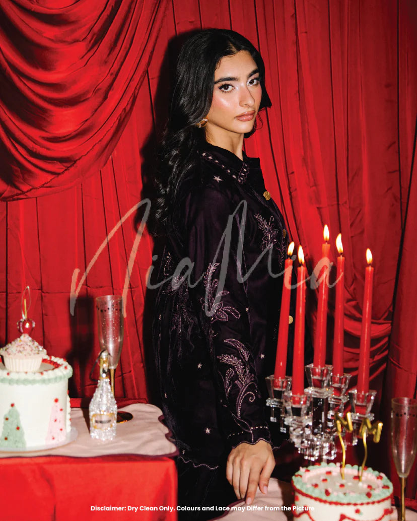 Galaxy | Winter Edit I |  Nia Mia