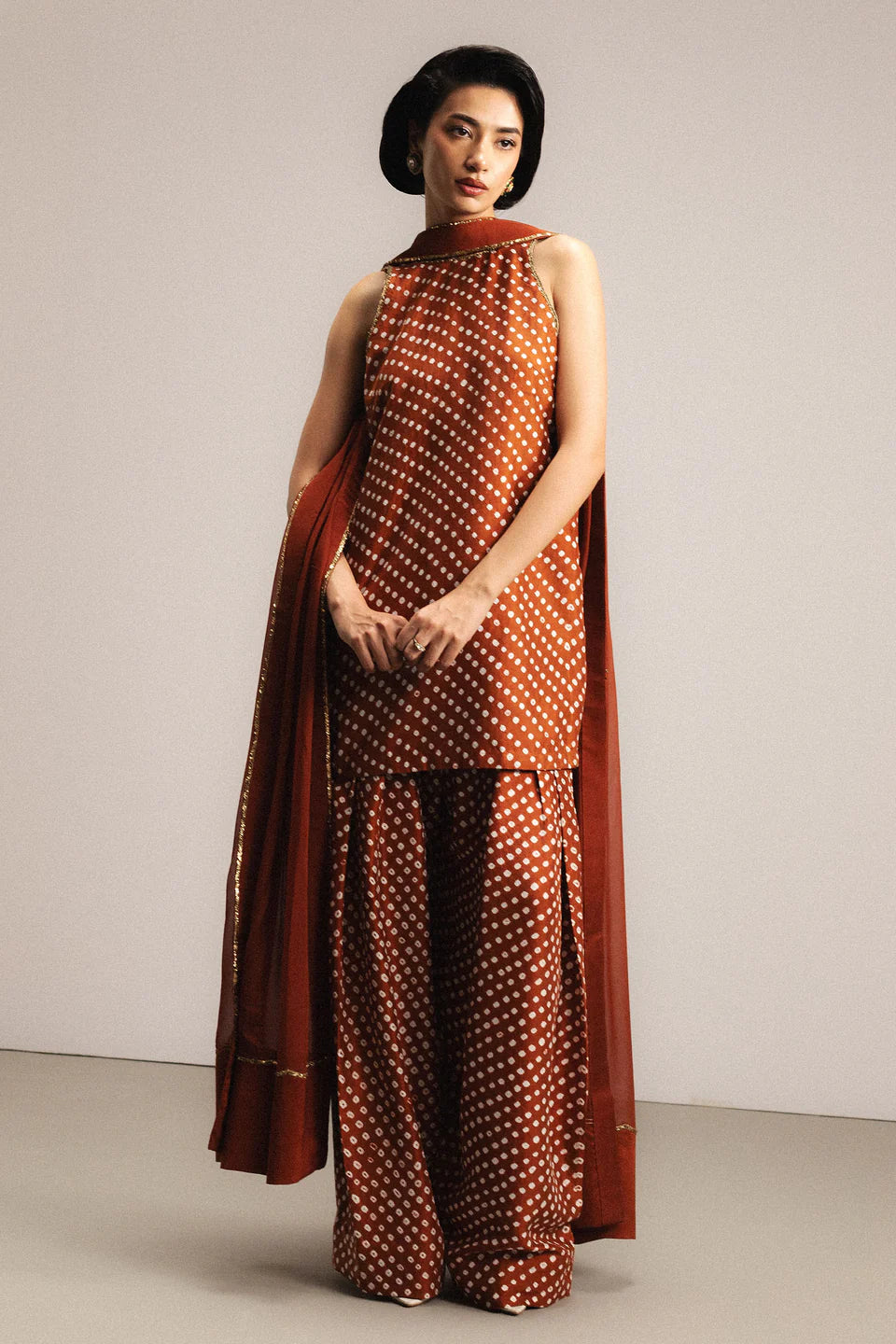 ZR25SE5011 | STUDIO ZSJ