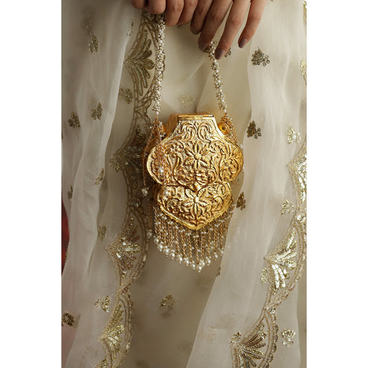 Tussles (CLUTCH) | DYOT | ACCESSORIES