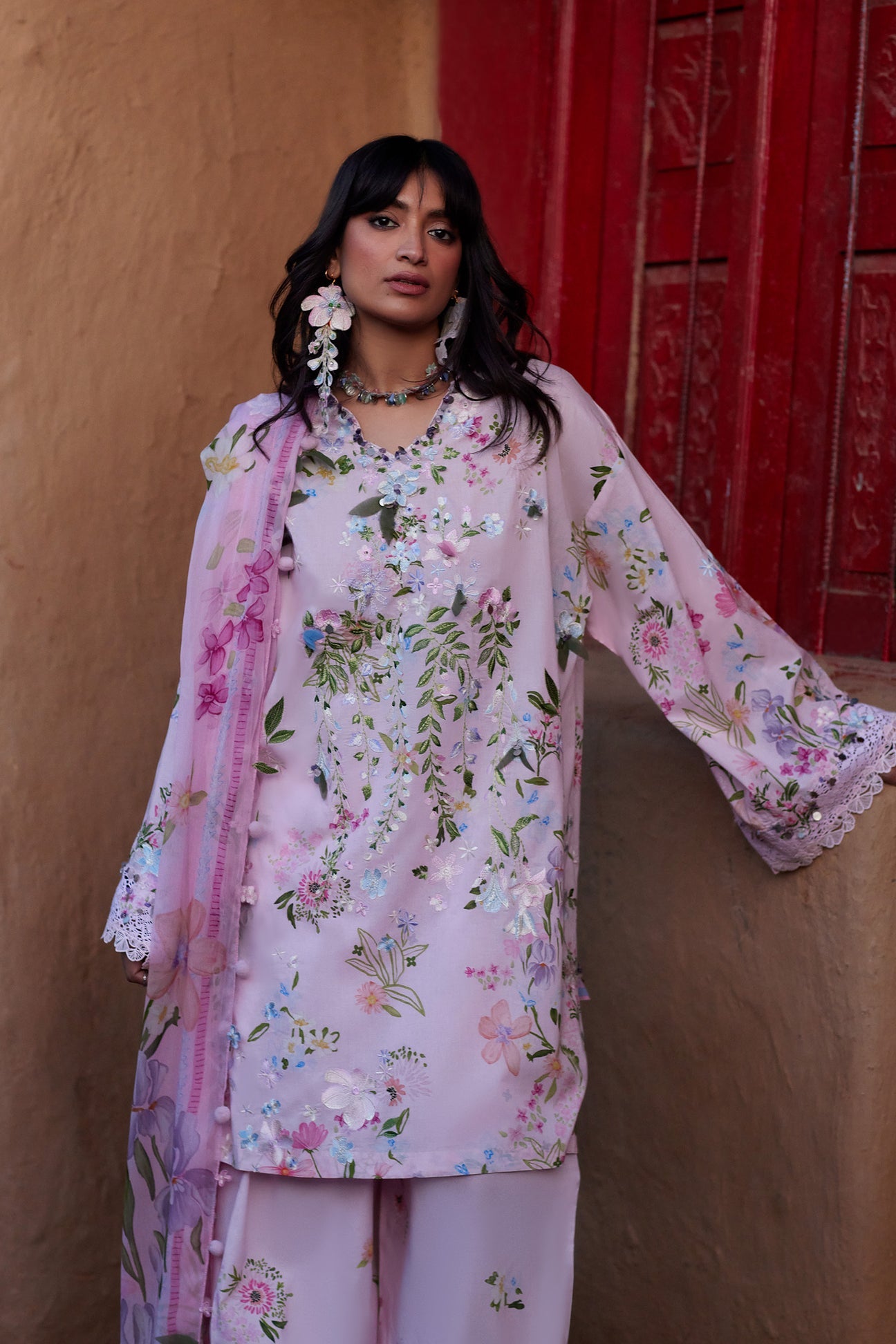 JIĀ (佳) (ZL26-12 A) | Zaha Festive Lawn’26