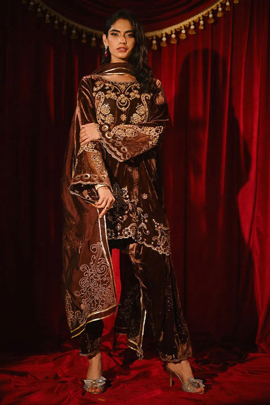 Roshni | Luxury Velvets '25 | Ansab Jahangir