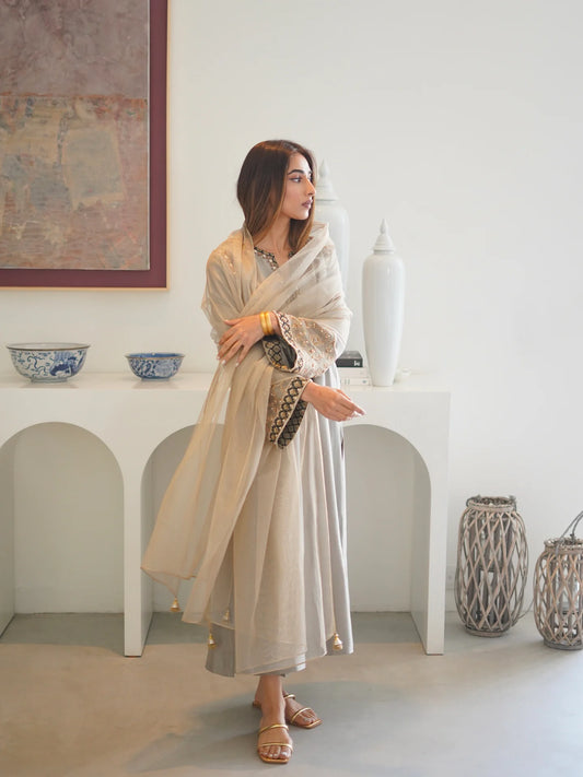 GANGA-JAMUNI ZARI DUPATTA | SAK ATELIER