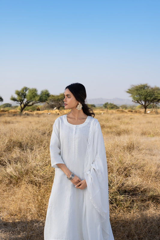 Saya Dupatta | M by Mahira