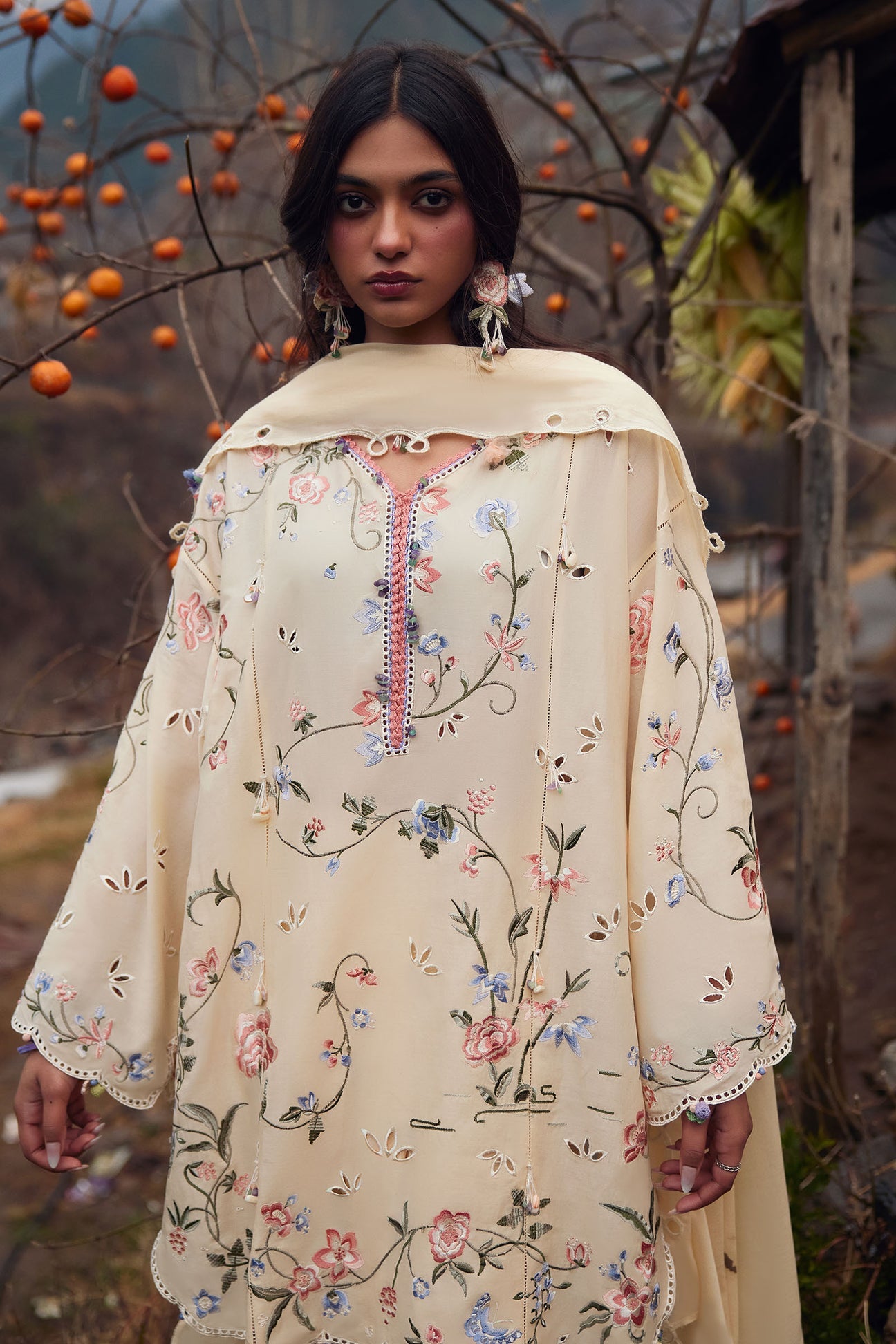 JIĀYĪN 嘉音 (ZL26-04 B) | Zaha Festive Lawn’26(RTS)