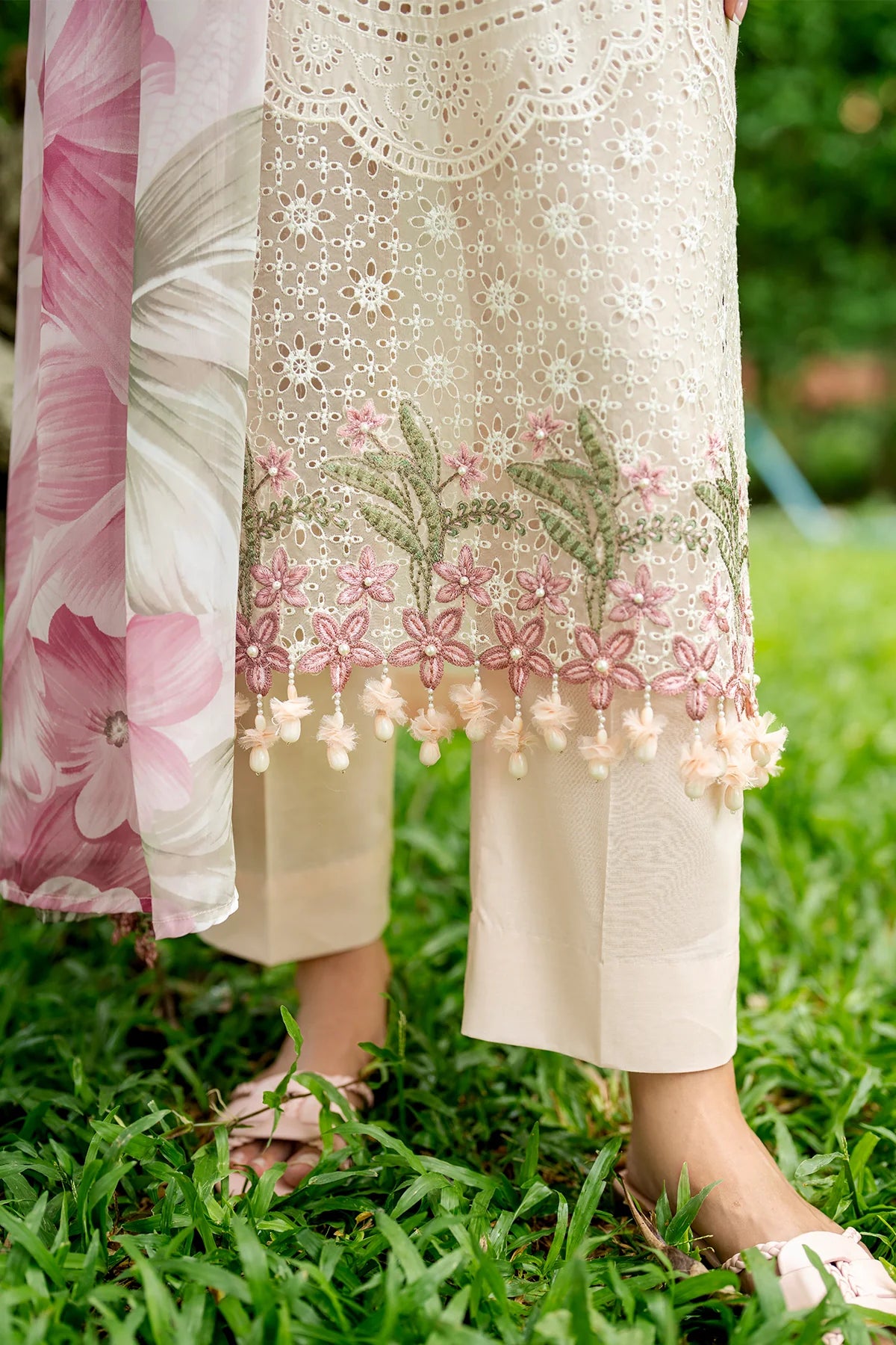 ESUF4272 | UNSTITCHED | Baroque