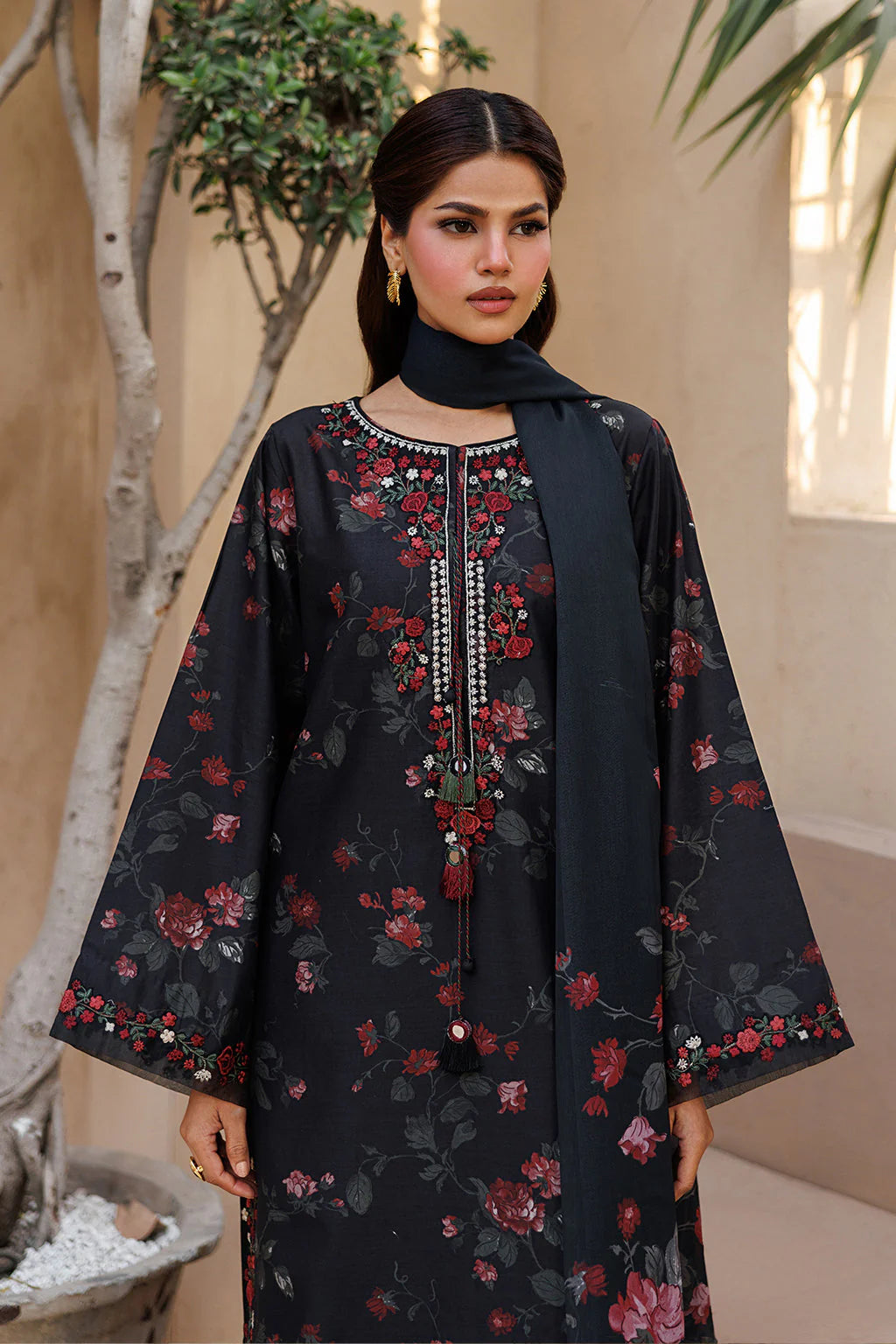 UE-662 Printed Lawn | Iznik