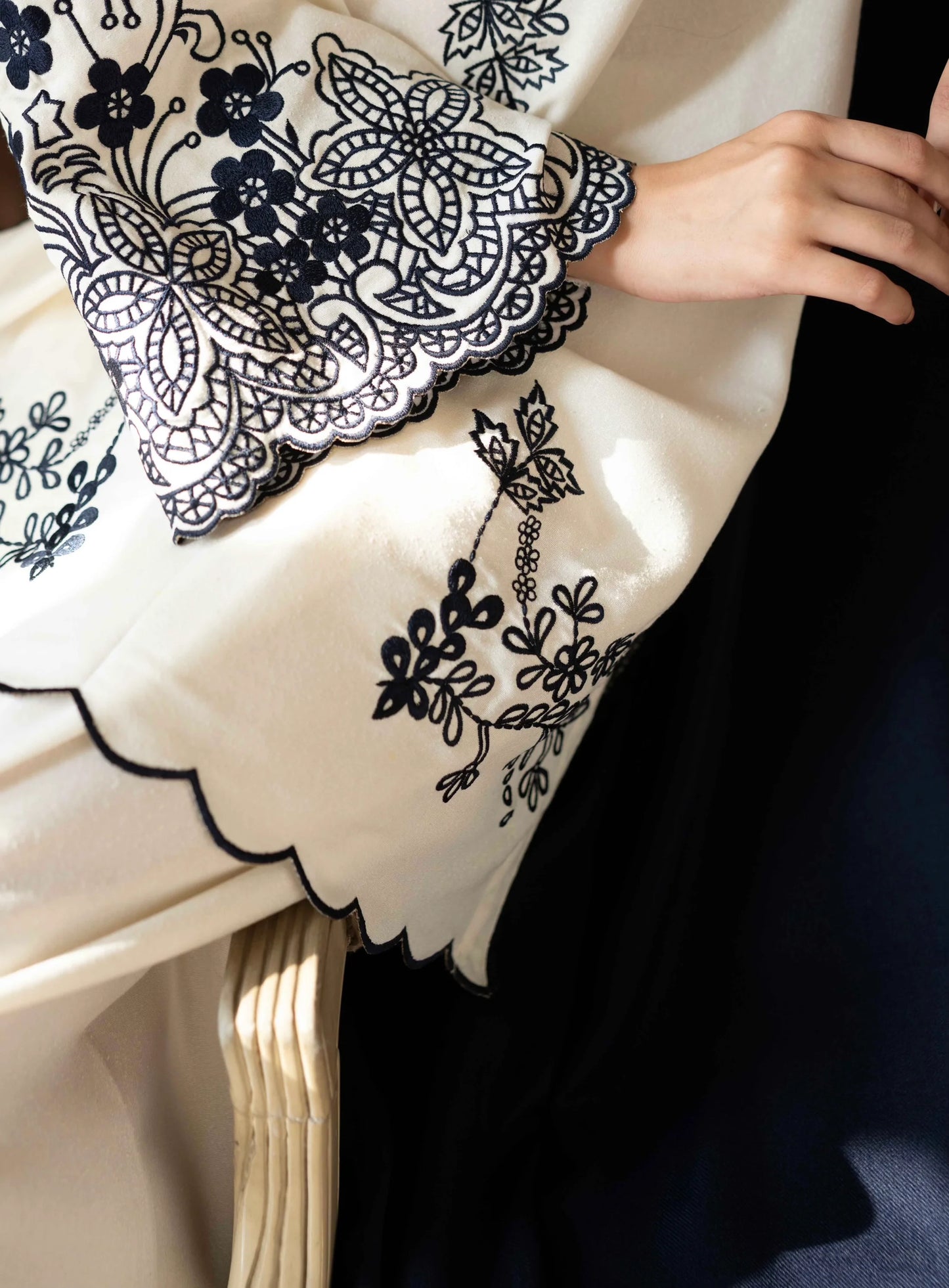 Lira | Shanzay Anooshay