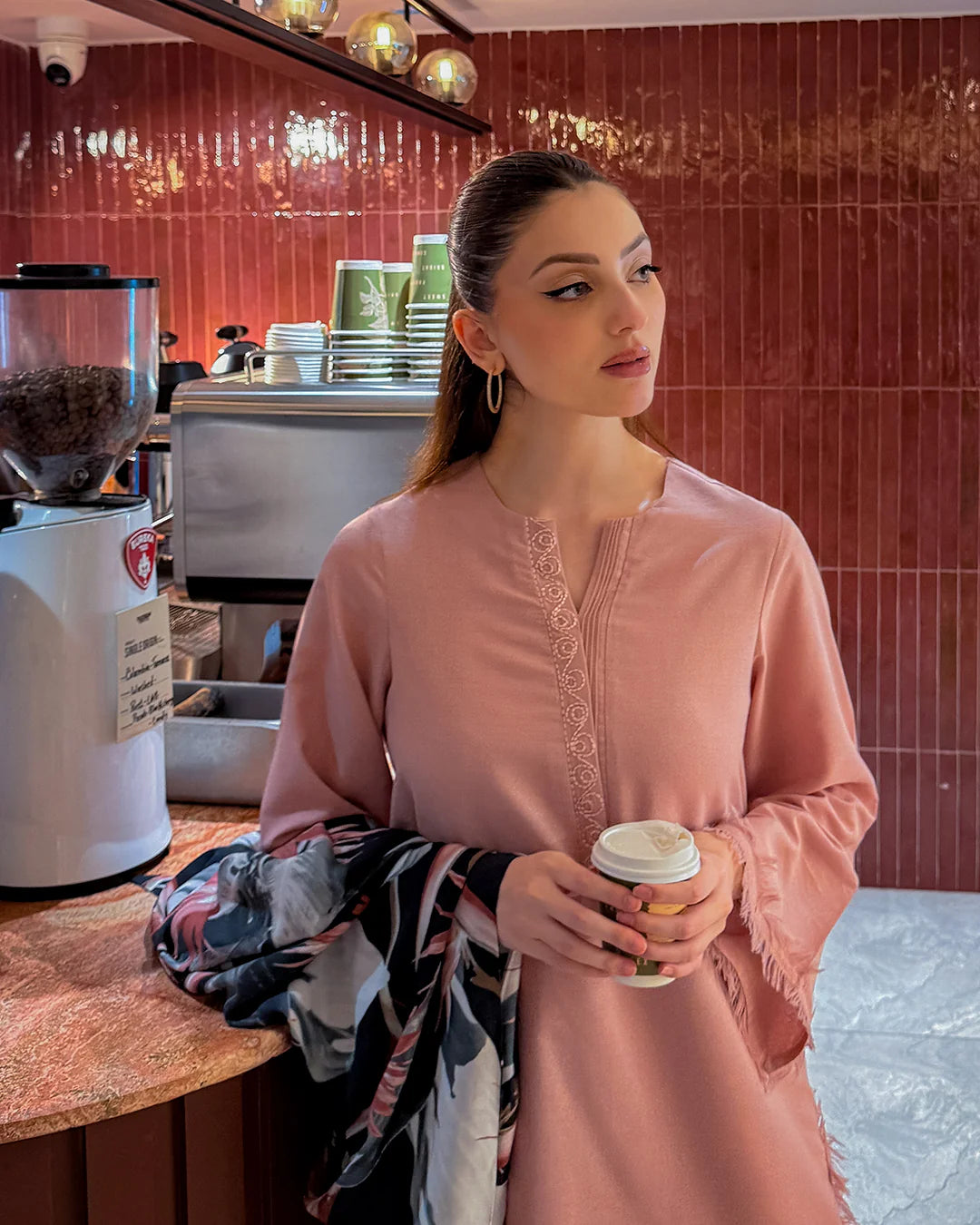 Pink Karandi Thread Set | LIRA