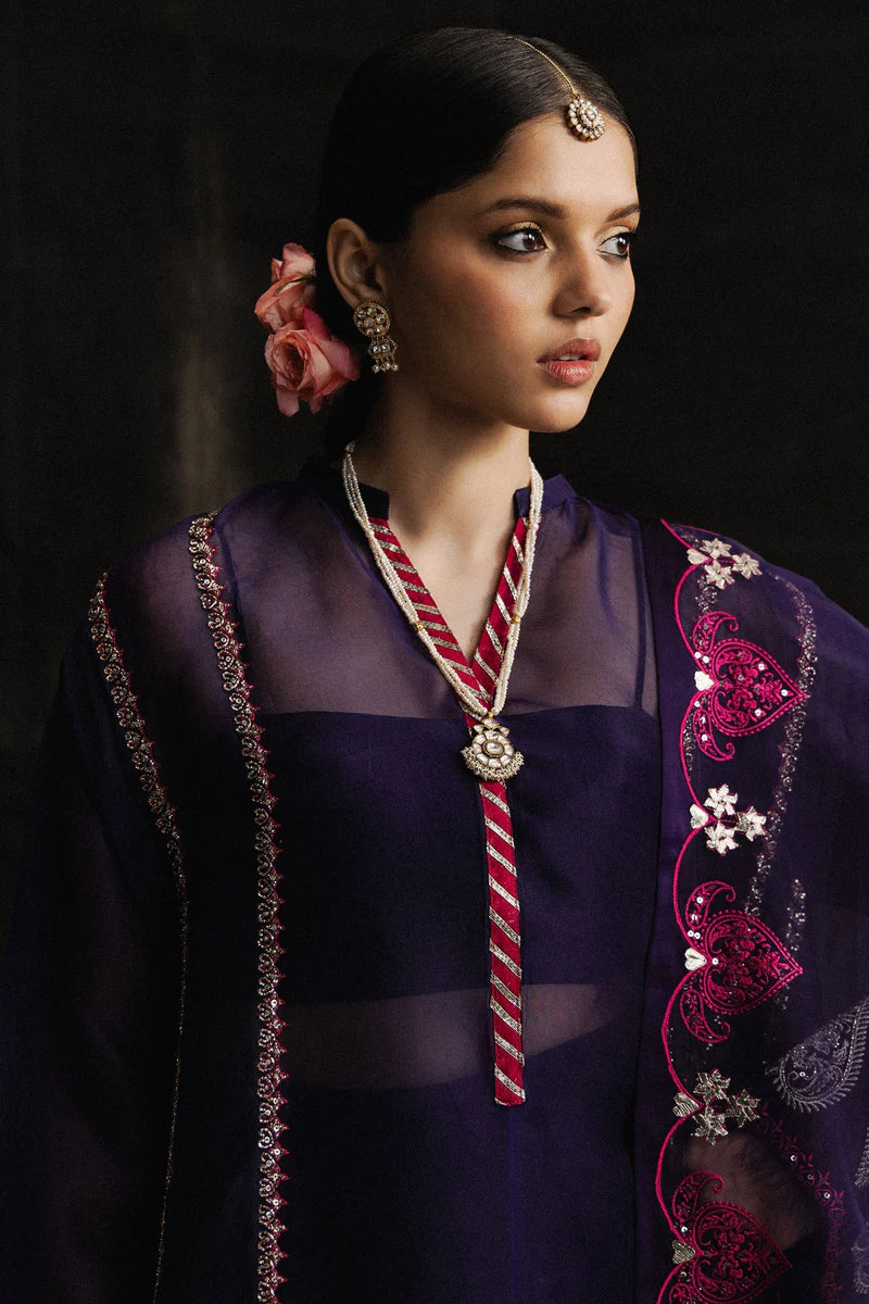 IMAYA | STUDIO PORTRAITS | Zara Shahjahan