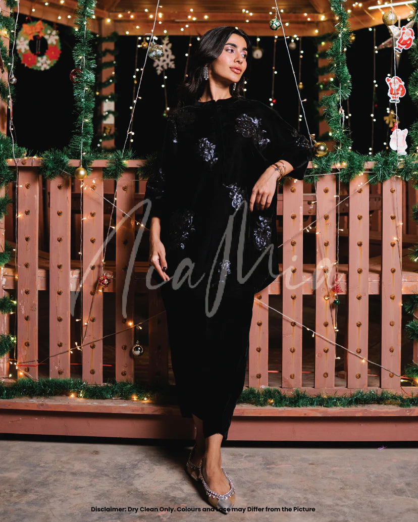 Eclipse | Winter Edit I |  Nia Mia