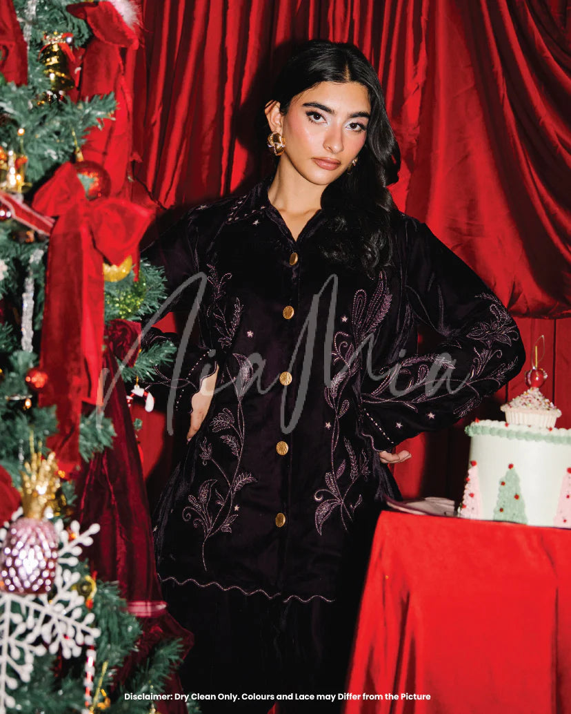 Galaxy | Winter Edit I |  Nia Mia