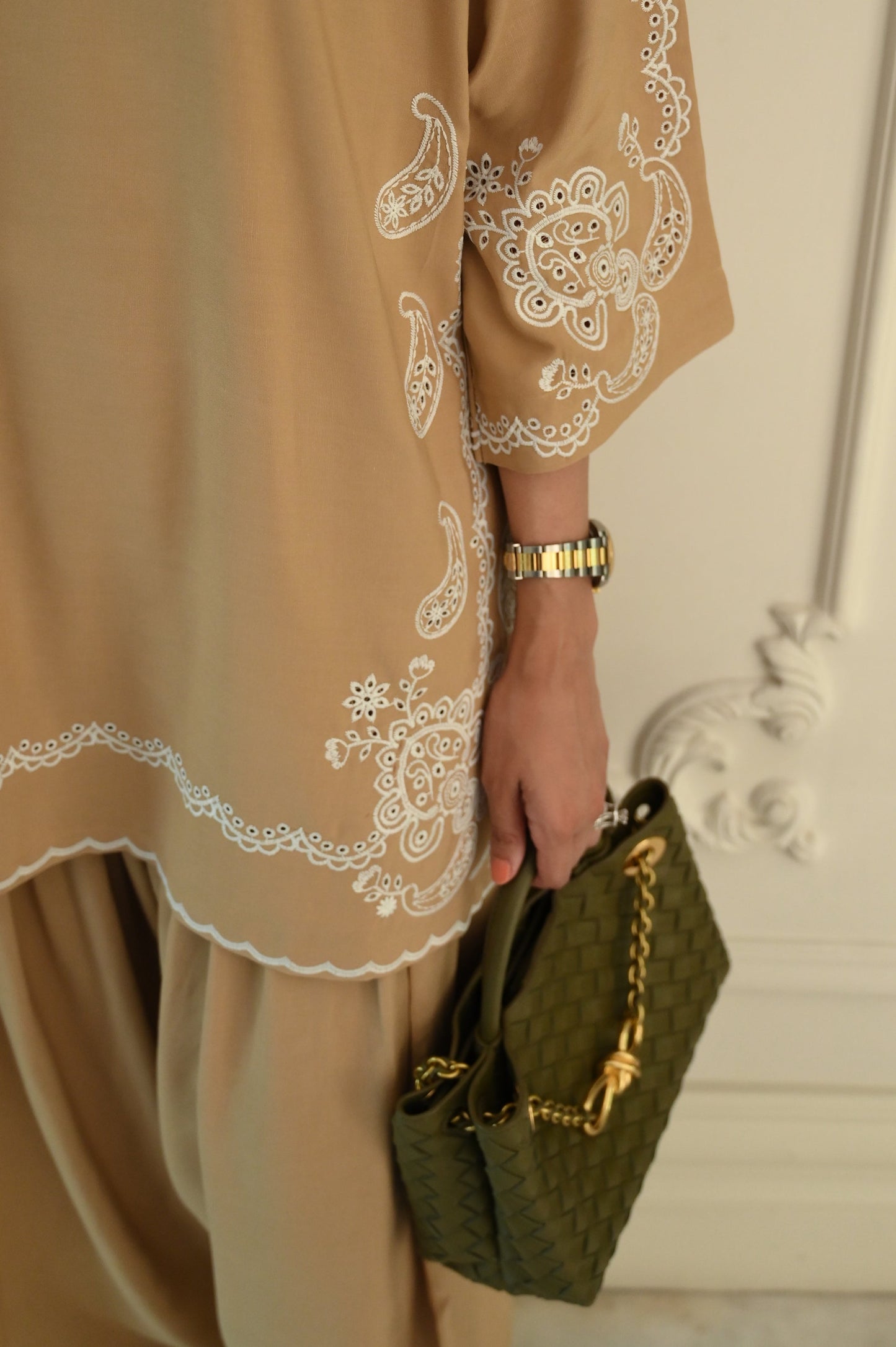 NIKASHA BEIGE SET | La Pret