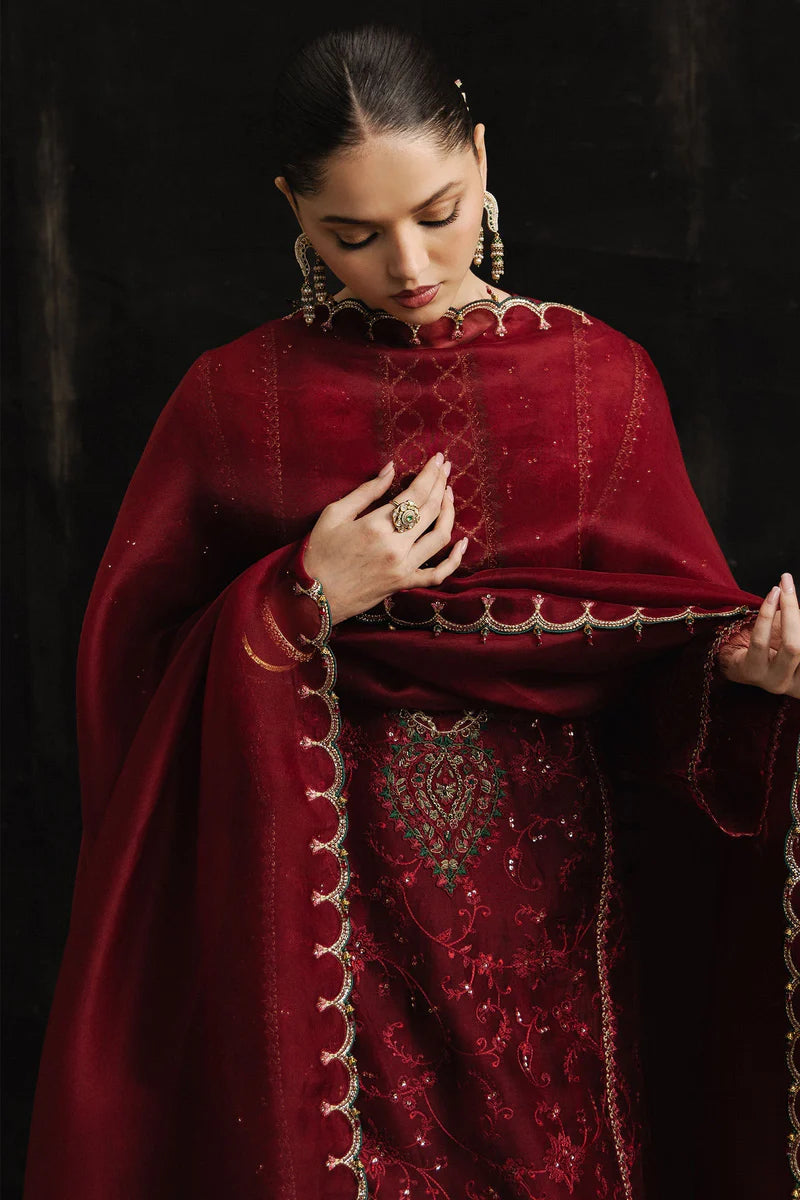 BAILA | STUDIO PORTRAITS | Zara Shahjahan