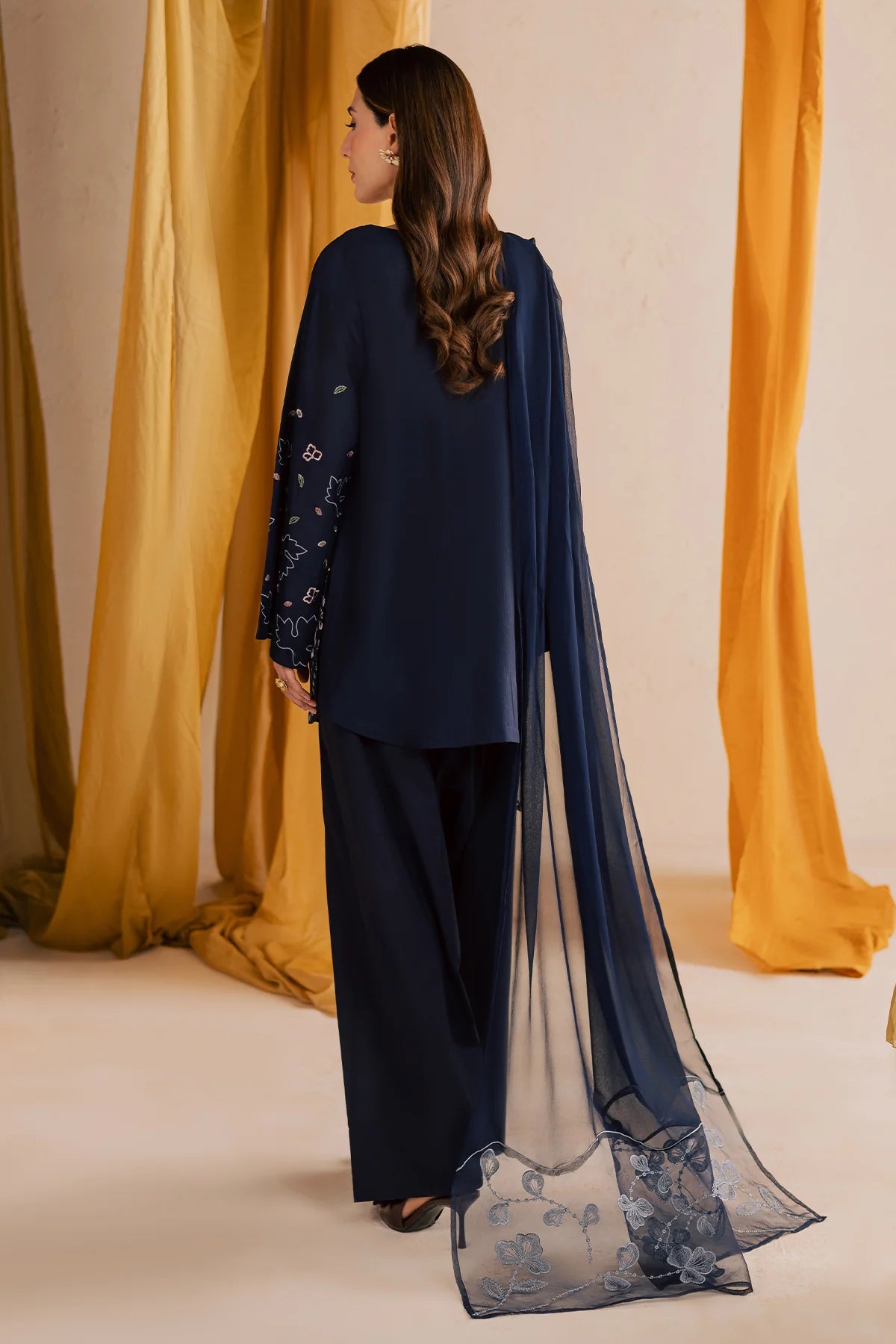 NP-779 | Summer collection '25 | Nureh