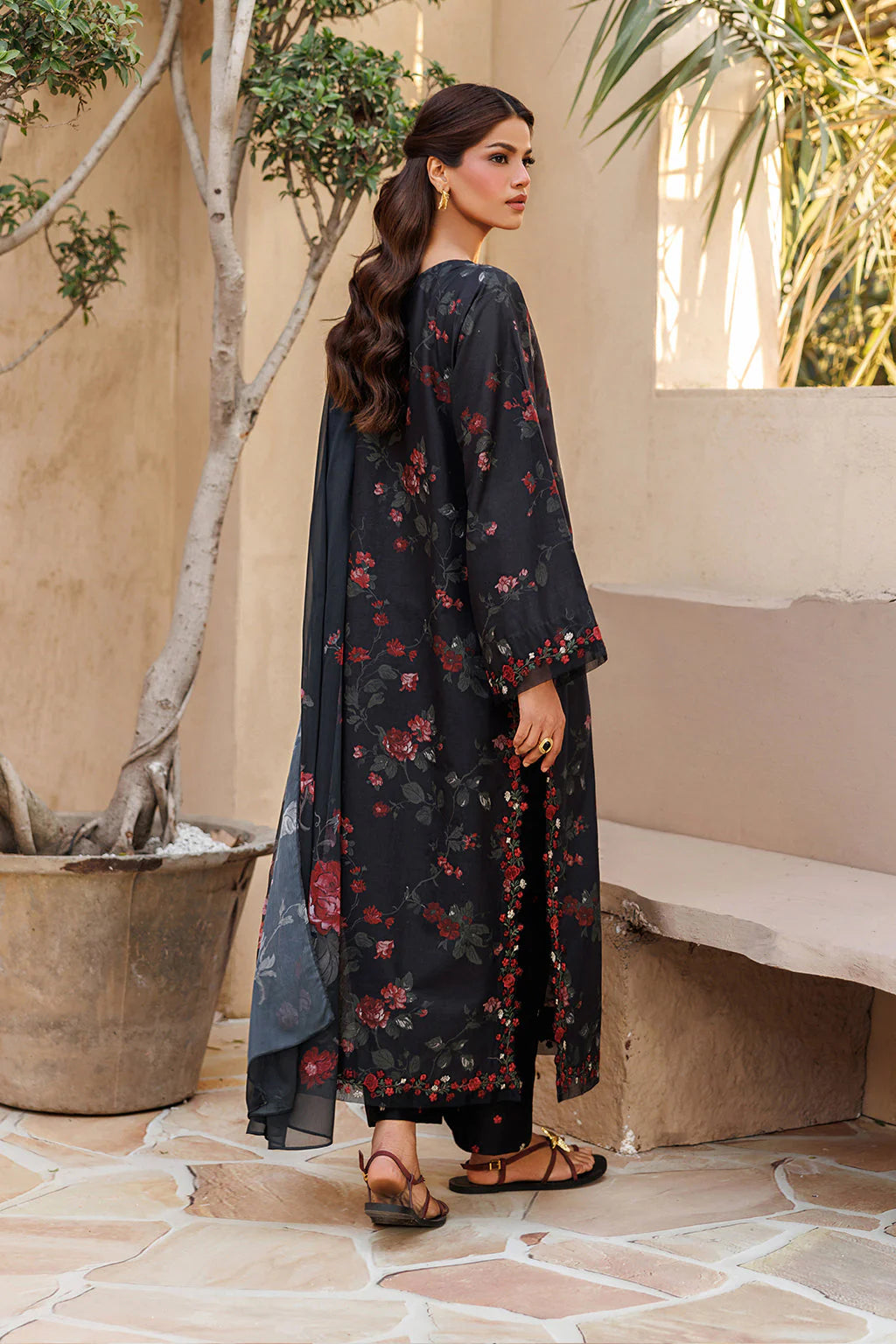 UE-662 Printed Lawn | Iznik