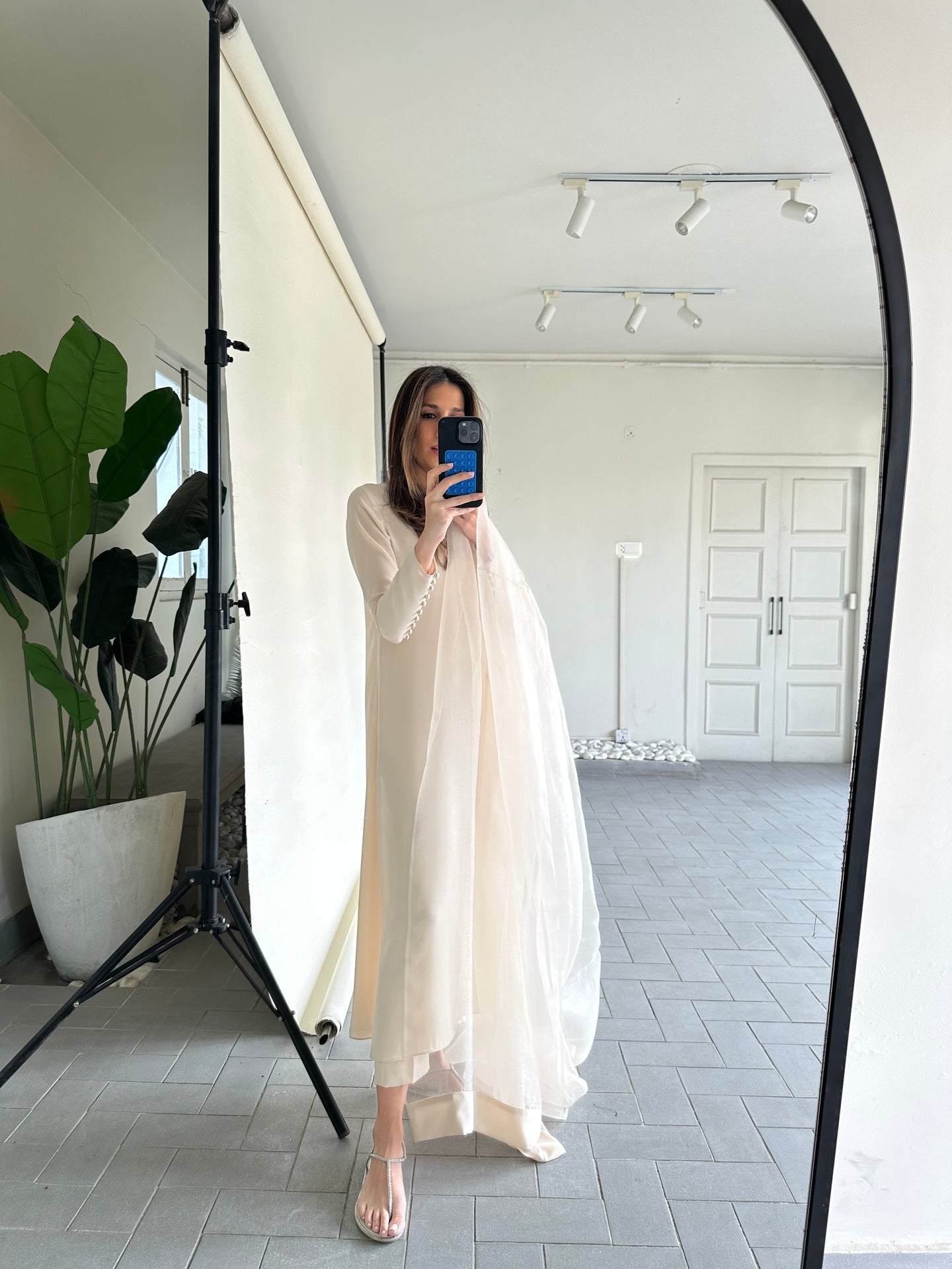 ANTIQUE WHITE BUTTONED SET | Sak Atelier