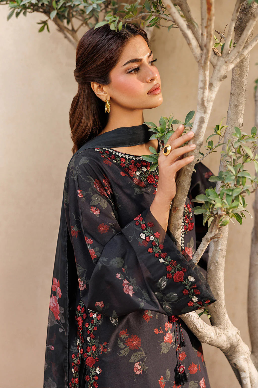 UE-662 Printed Lawn | Iznik