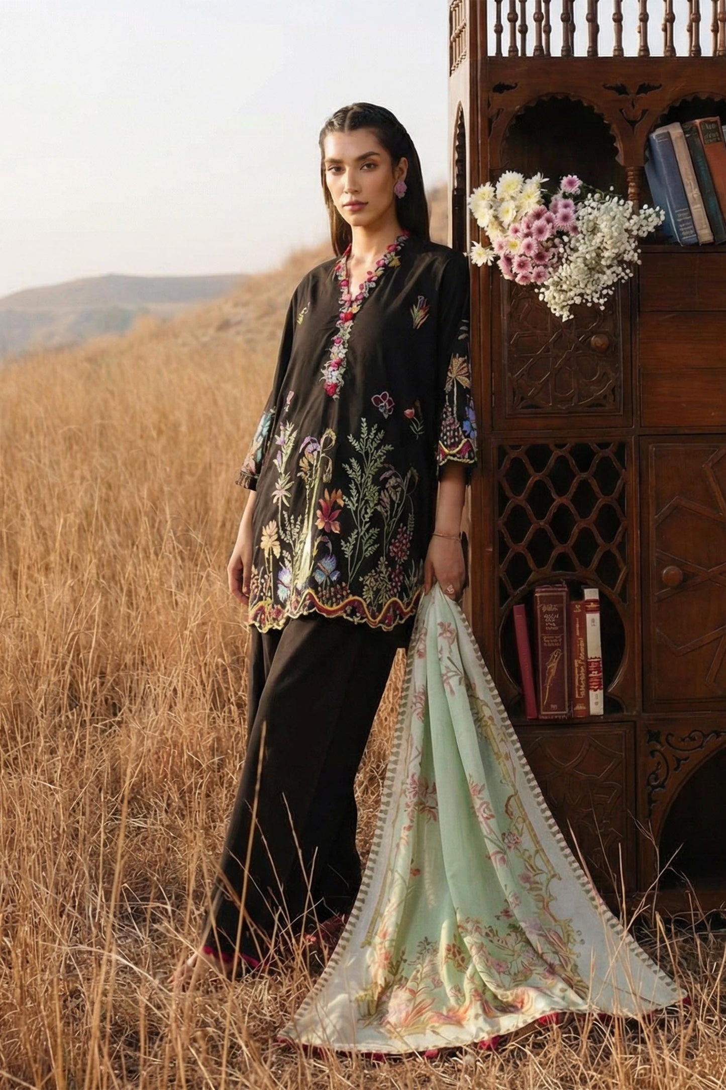 M261-001B-CV | Muzlin Spring Vol 1 '26  | SANA SAFINAZ