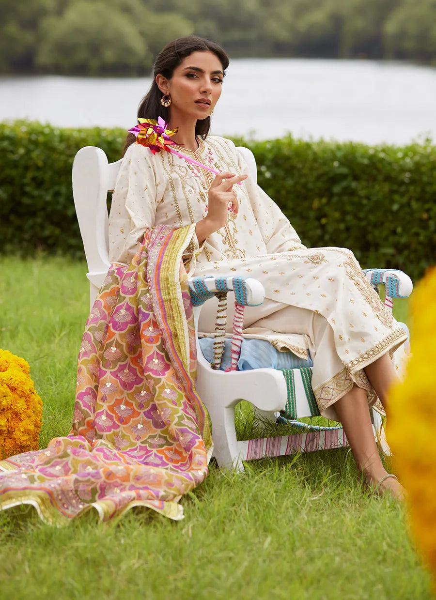 Ember Ivory Kurta And Dupatta | Mayna Festive Luxe Pret '25 | FARAH TALIB AZIZ